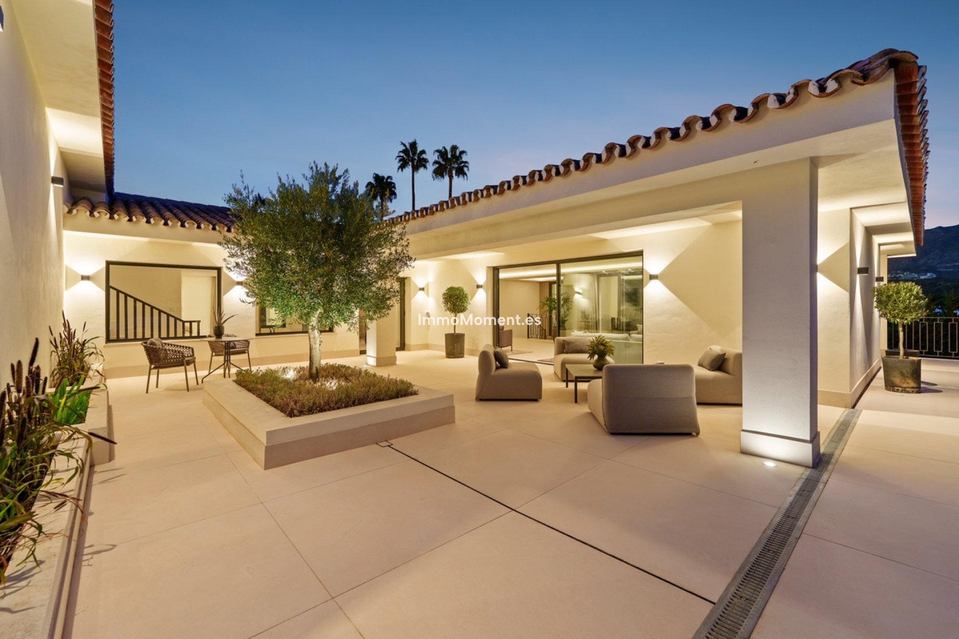 Wiederverkauf - Freistehende Villa - Marbella - Nueva Andalucía