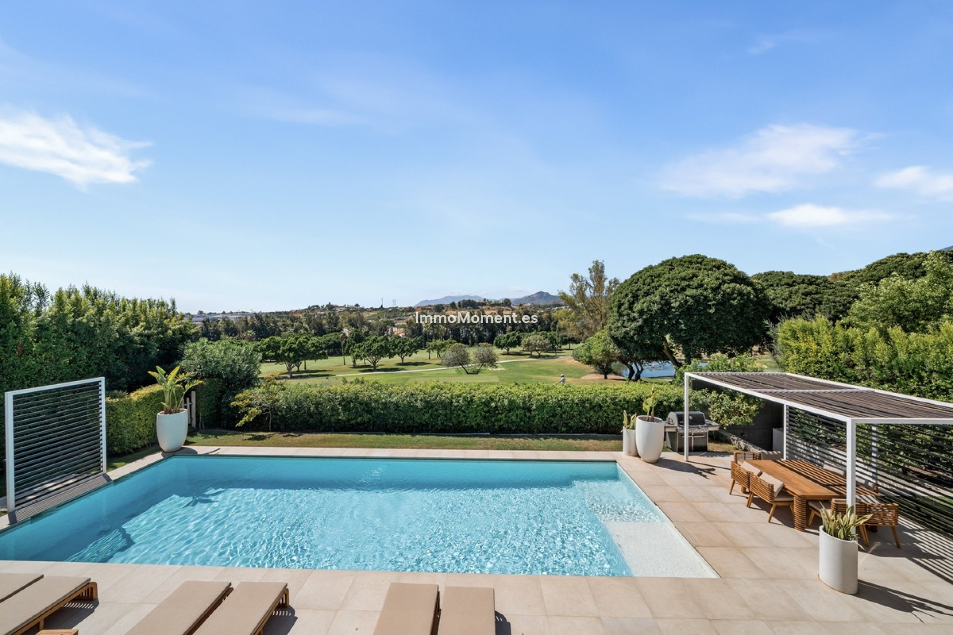Wiederverkauf - Freistehende Villa - Marbella - Nueva Andalucía