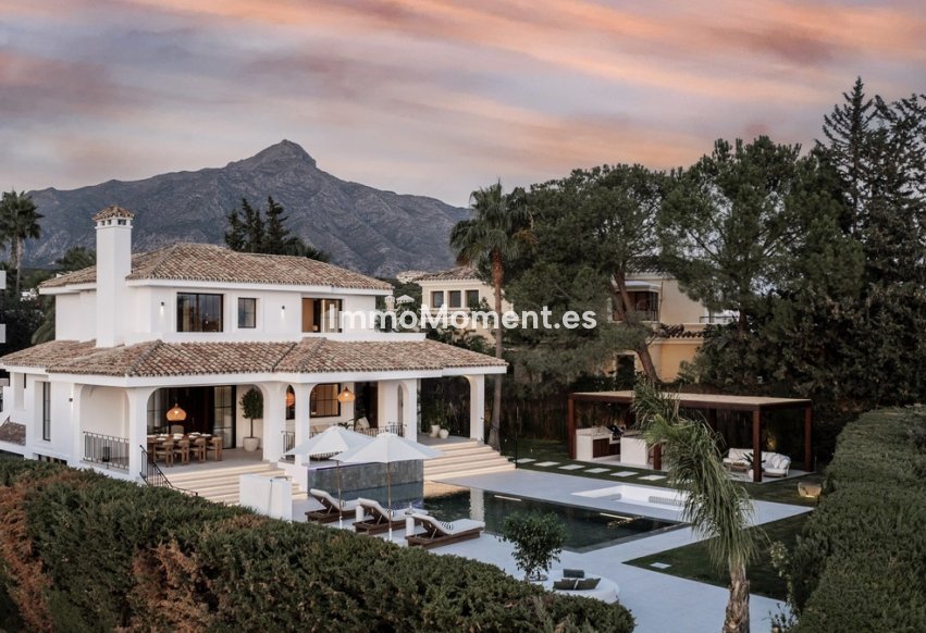 Wiederverkauf - Freistehende Villa - Marbella - Nueva Andalucía