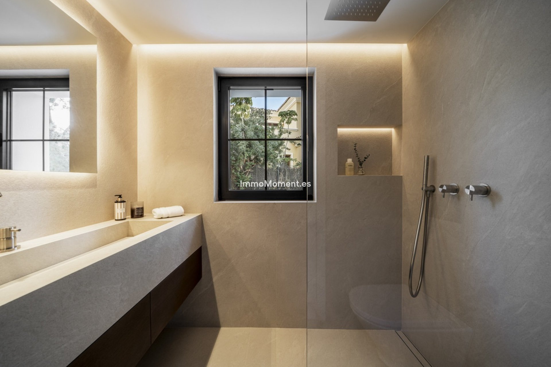 Wiederverkauf - Freistehende Villa - Marbella - Nueva Andalucía