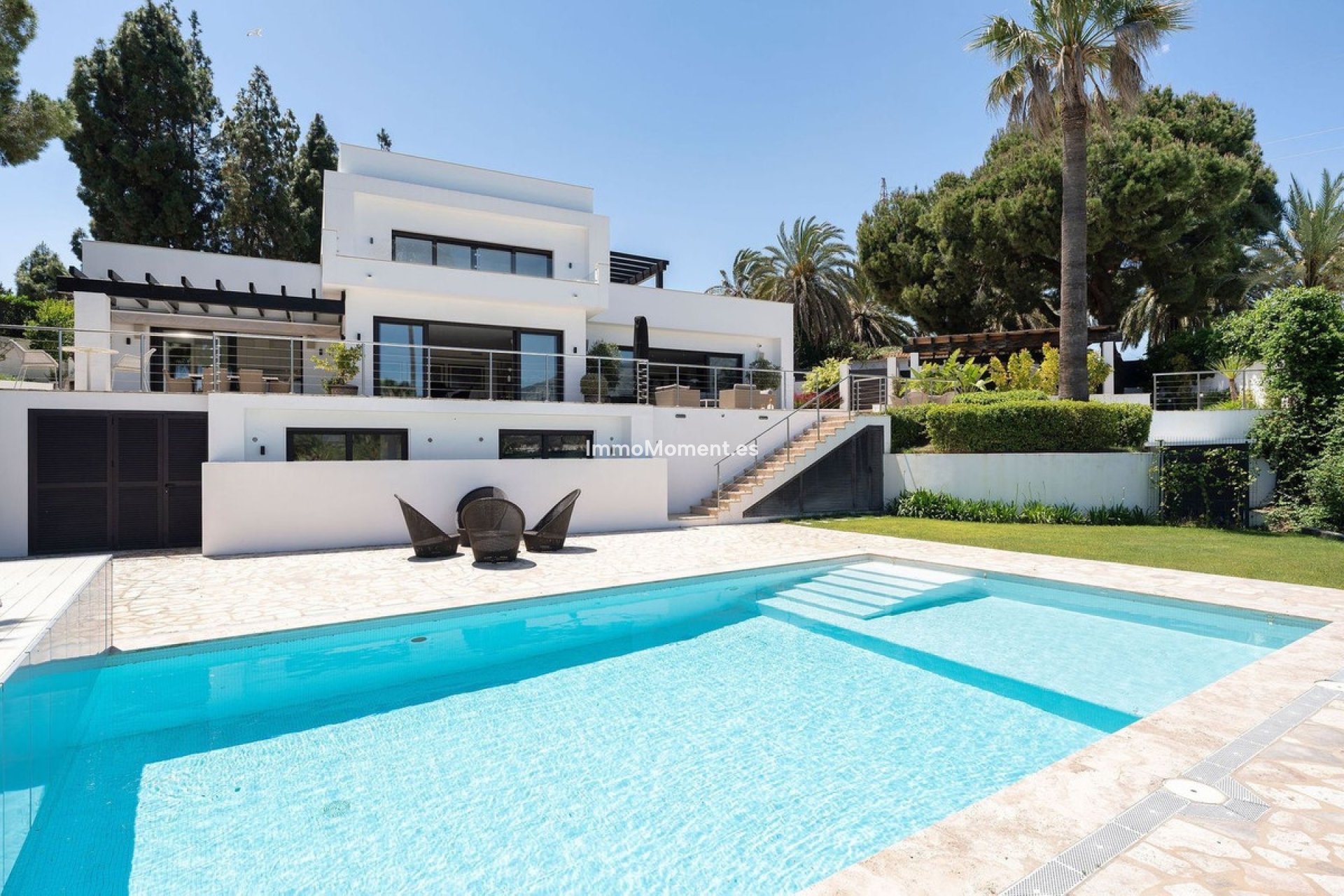 Wiederverkauf - Freistehende Villa - Marbella - Nueva Andalucía