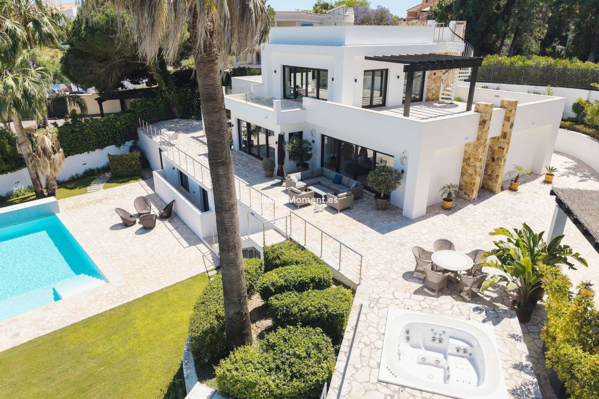 Wiederverkauf - Freistehende Villa - Marbella - Nueva Andalucía