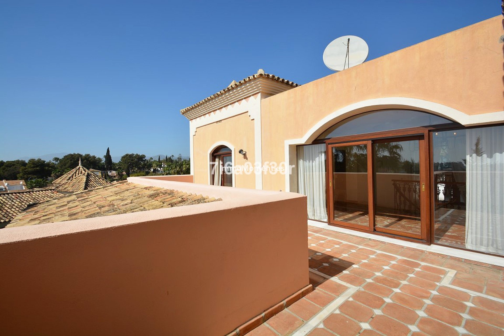 Wiederverkauf - Freistehende Villa - Marbella - Nueva Andalucía