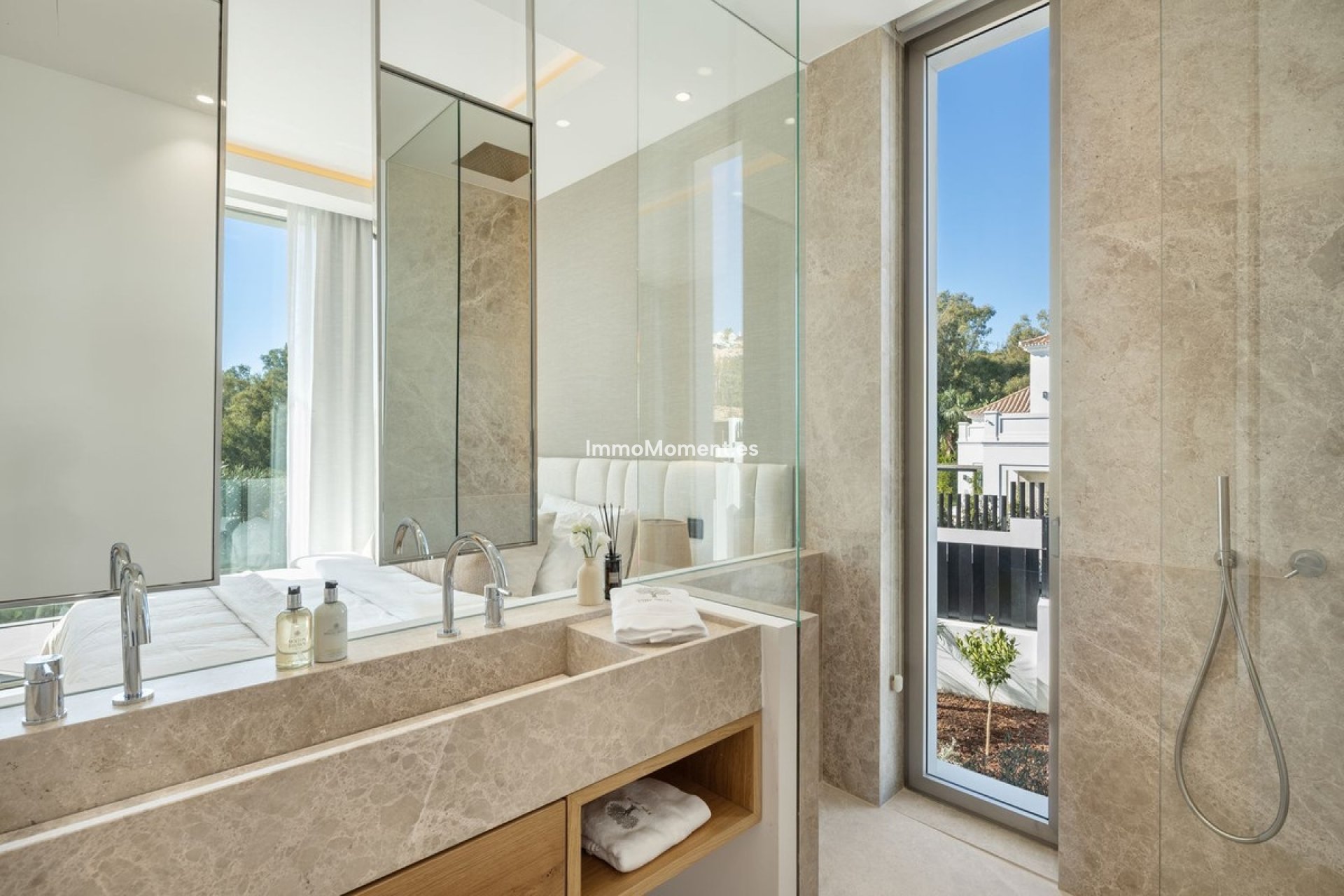 Wiederverkauf - Freistehende Villa - Marbella - Nueva Andalucía