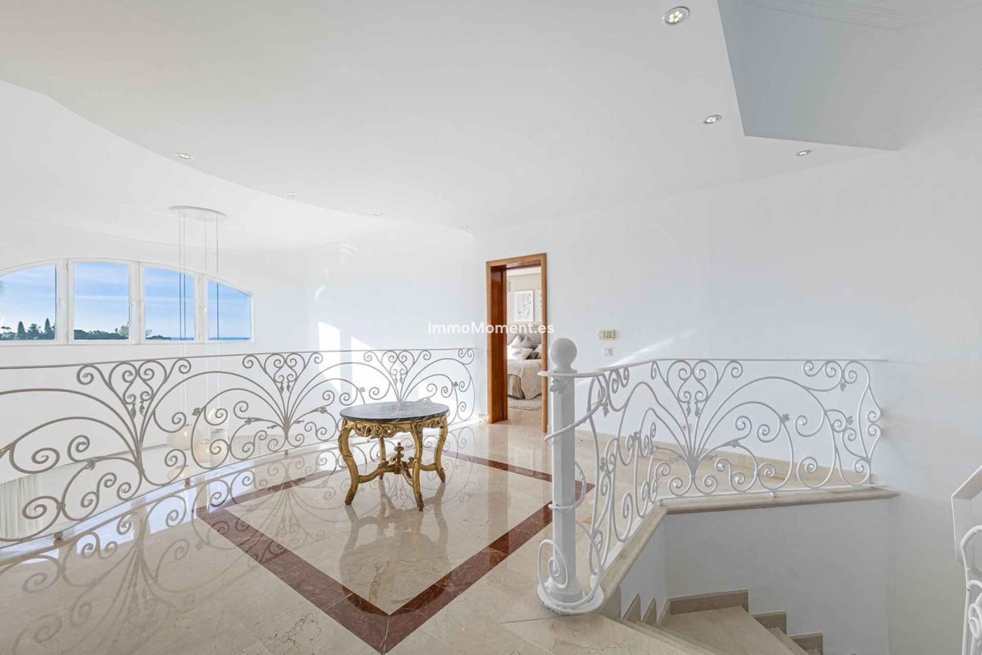 Wiederverkauf - Freistehende Villa - Marbella - Nueva Andalucía
