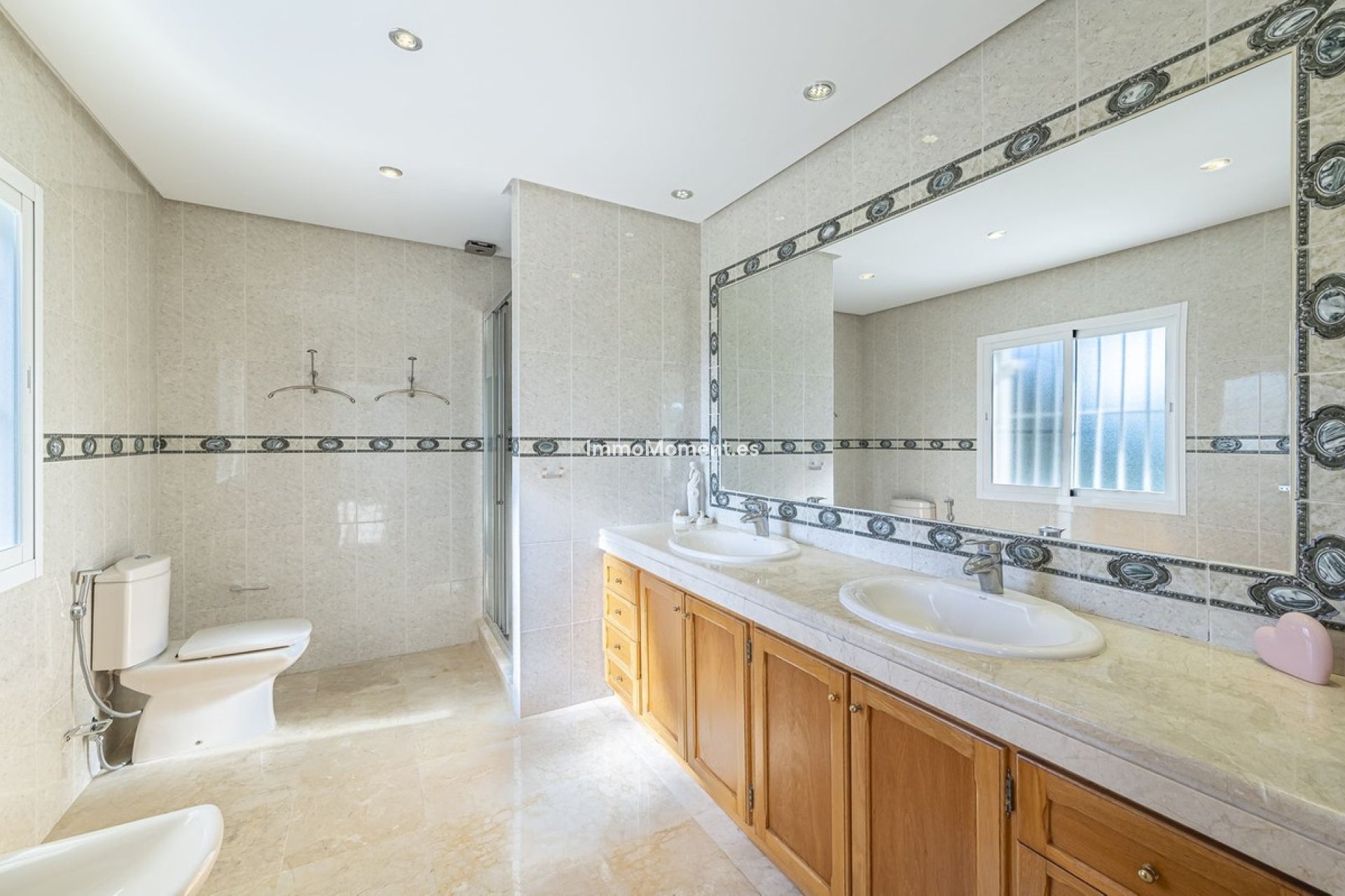 Wiederverkauf - Freistehende Villa - Marbella - Nueva Andalucía