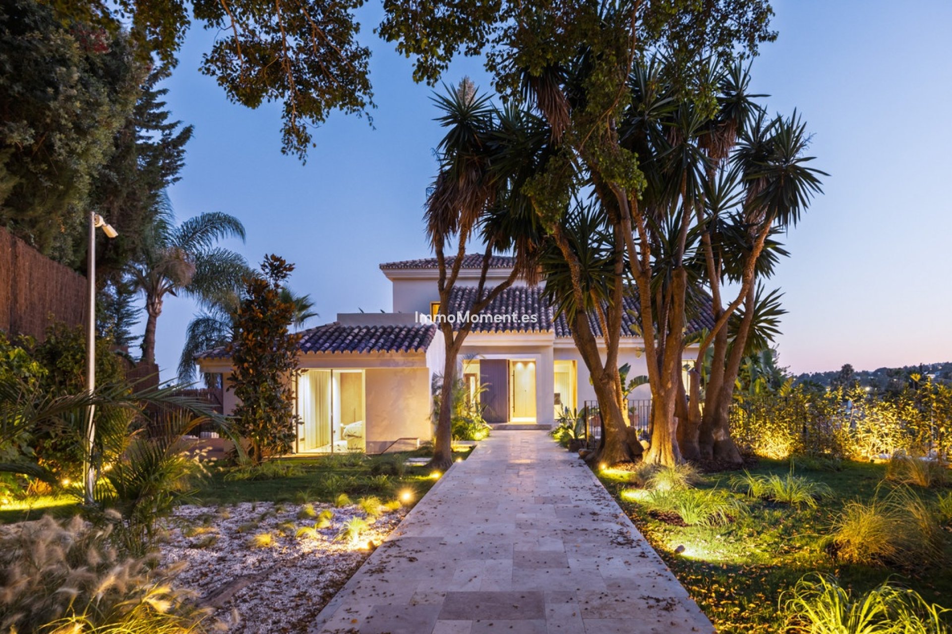 Wiederverkauf - Freistehende Villa - Marbella - Nueva Andalucía