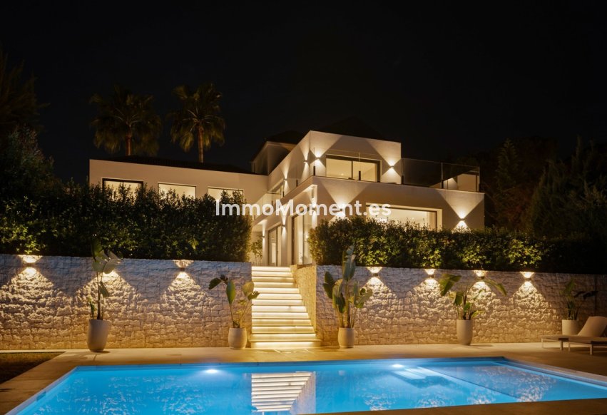 Wiederverkauf - Freistehende Villa - Marbella - Nueva Andalucía