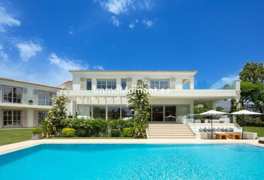 Wiederverkauf - Freistehende Villa - Marbella - Nueva Andalucía