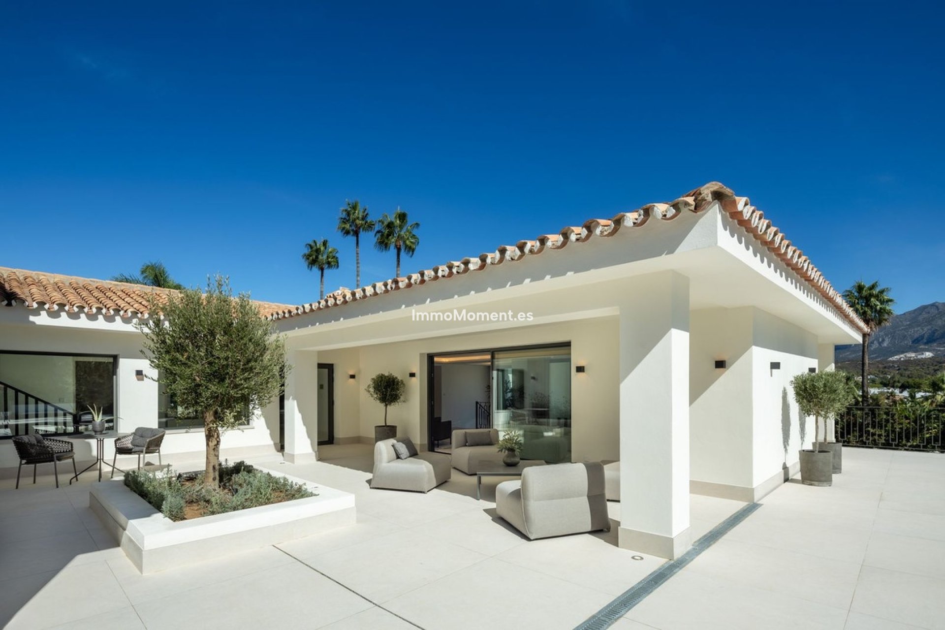 Wiederverkauf - Freistehende Villa - Marbella - Nueva Andalucía