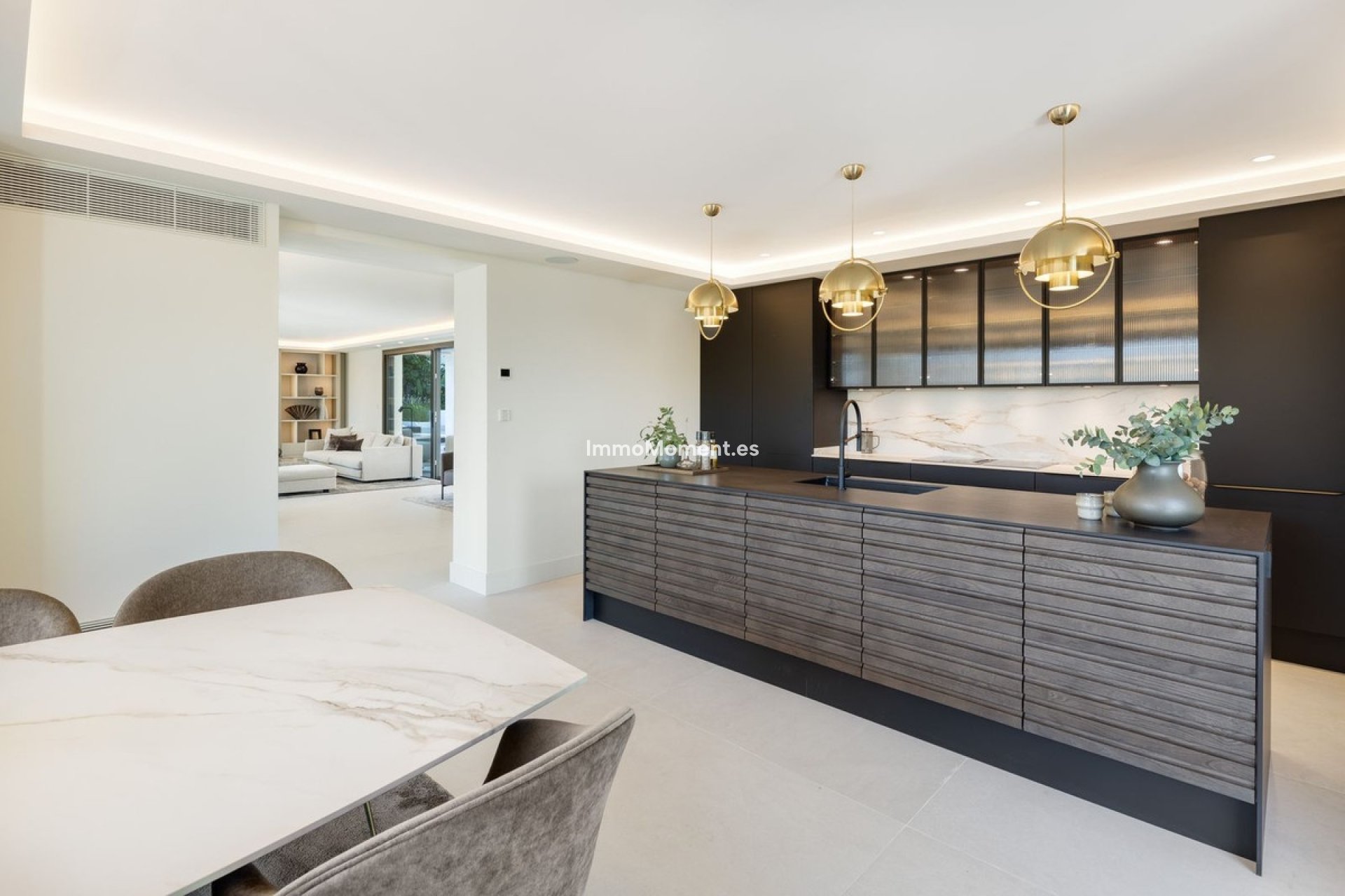 Wiederverkauf - Freistehende Villa - Marbella - Nueva Andalucía