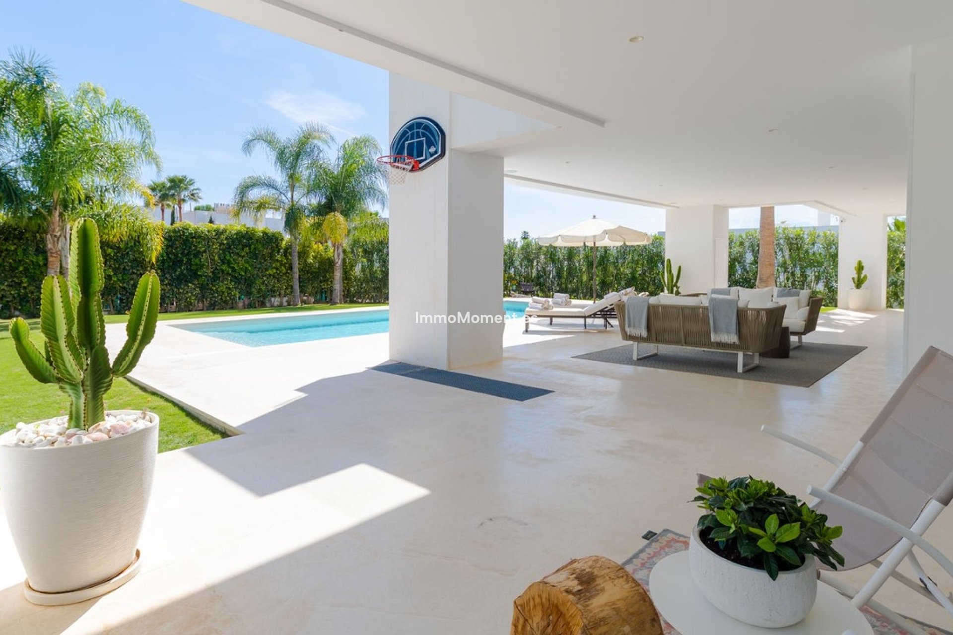 Wiederverkauf - Freistehende Villa - Marbella - Nueva Andalucía