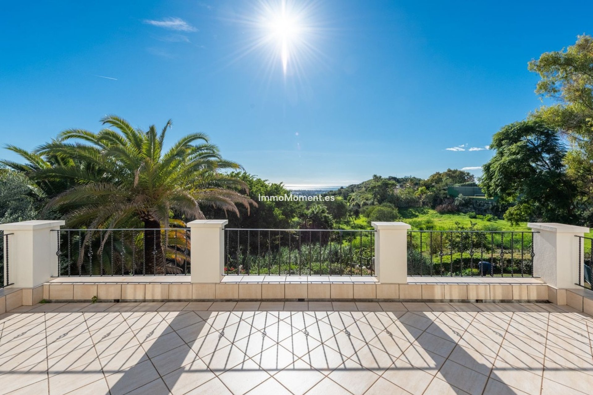 Wiederverkauf - Freistehende Villa - Marbella - Nueva Andalucía