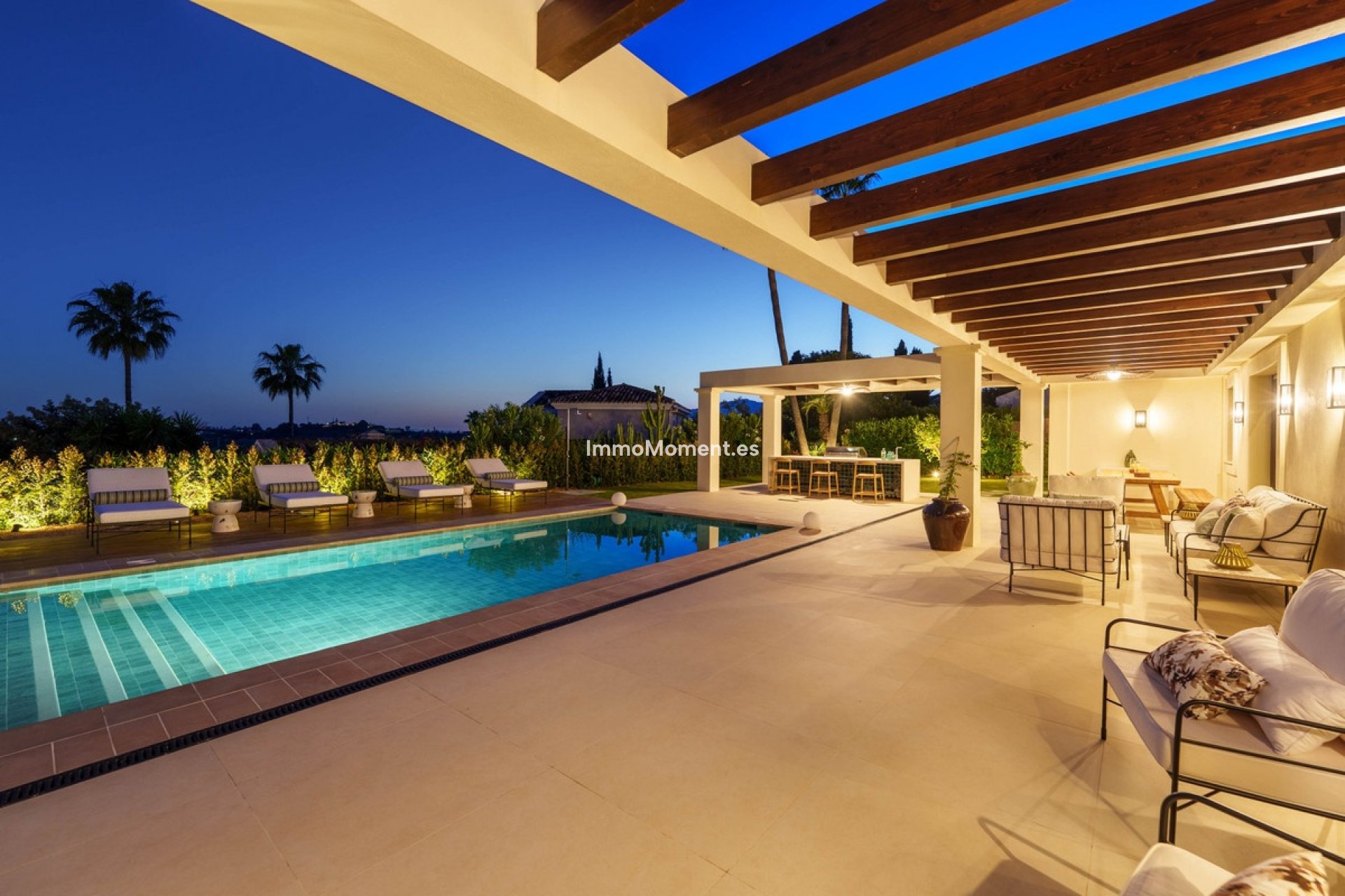Wiederverkauf - Freistehende Villa - Marbella - Nueva Andalucía