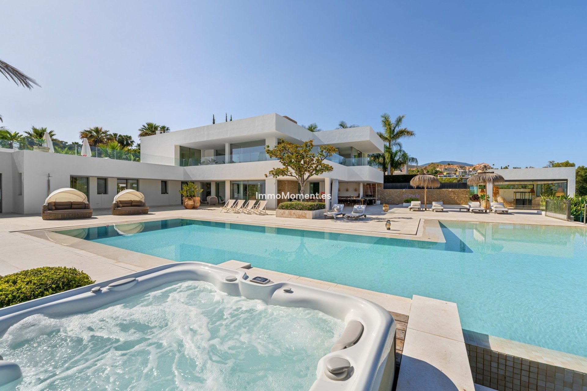 Wiederverkauf - Freistehende Villa - Marbella - Nueva Andalucía