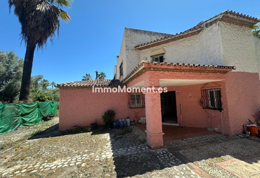 Wiederverkauf - Freistehende Villa - Marbella - Nueva Andalucía