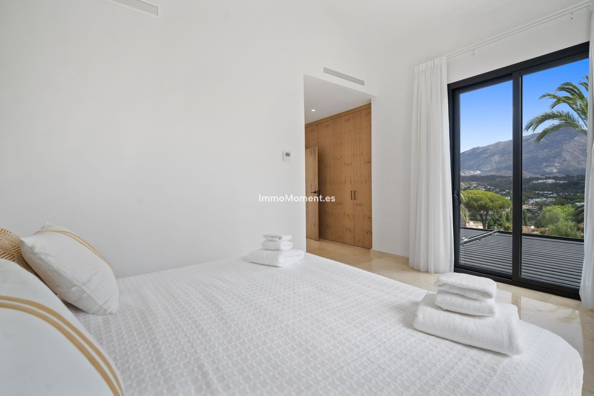 Wiederverkauf - Freistehende Villa - Marbella - Nueva Andalucía