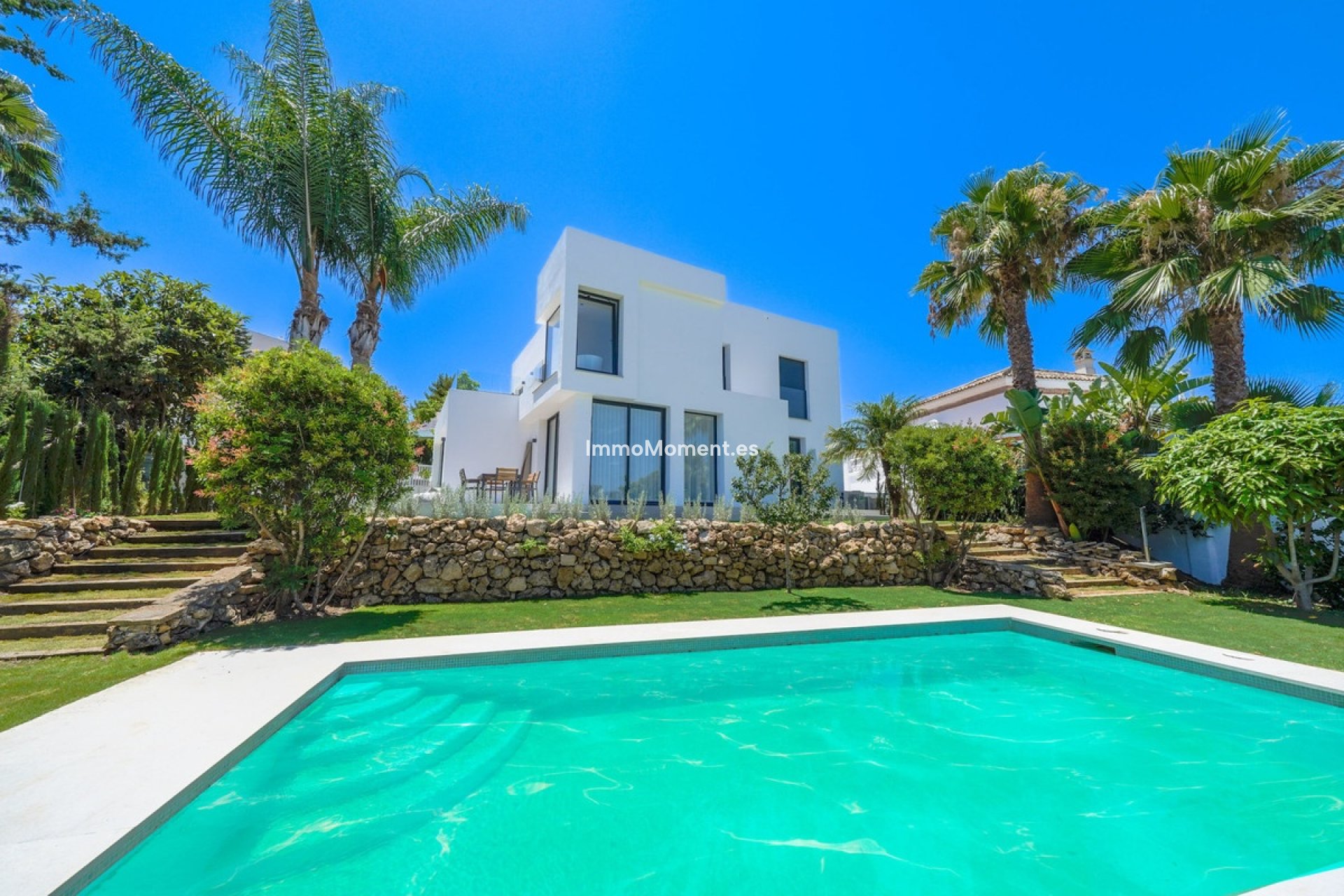 Wiederverkauf - Freistehende Villa - Marbella - Nueva Andalucía