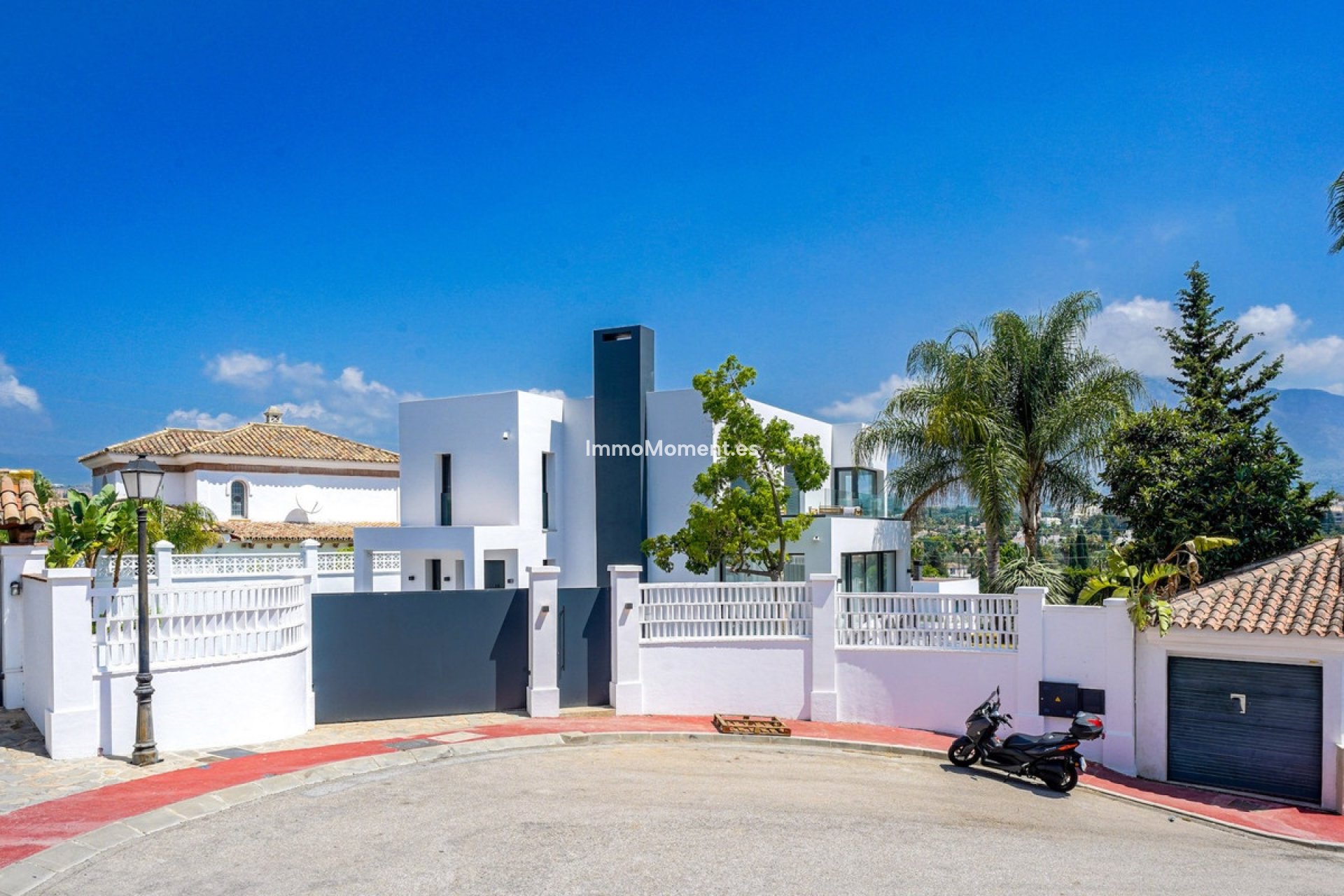Wiederverkauf - Freistehende Villa - Marbella - Nueva Andalucía