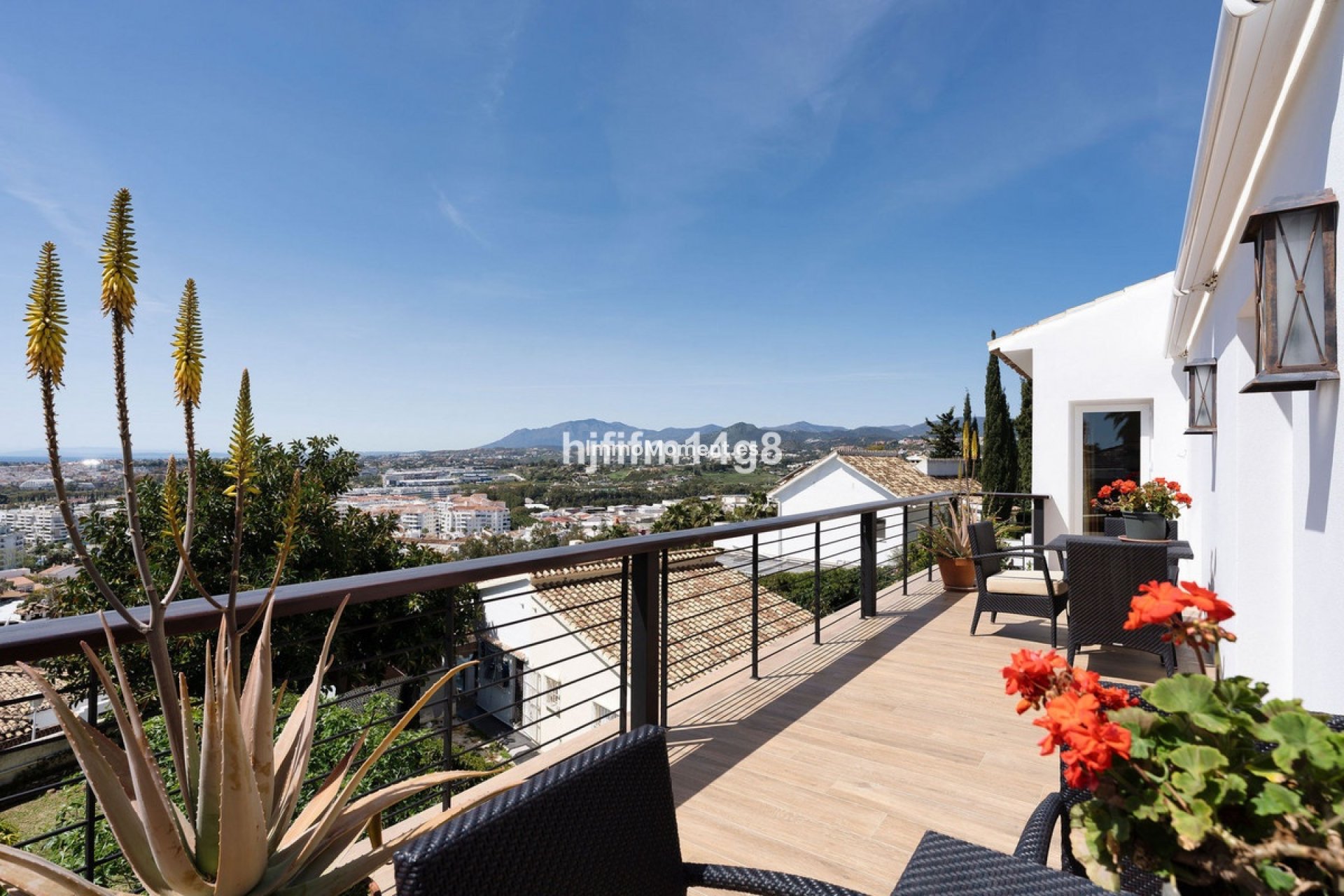 Wiederverkauf - Freistehende Villa - Marbella - Nueva Andalucía