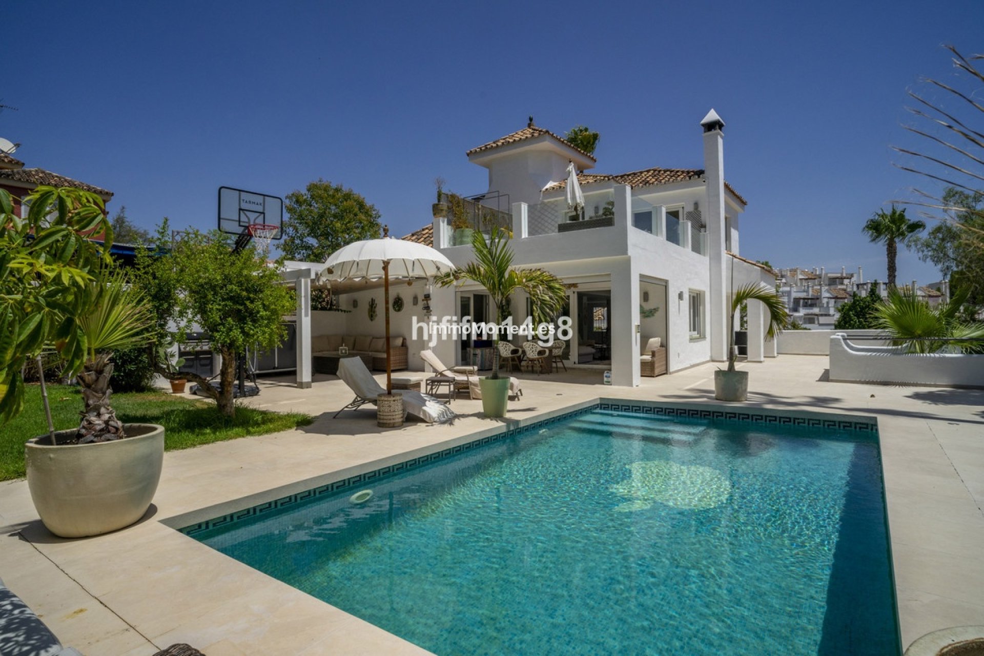 Wiederverkauf - Freistehende Villa - Marbella - Nueva Andalucía