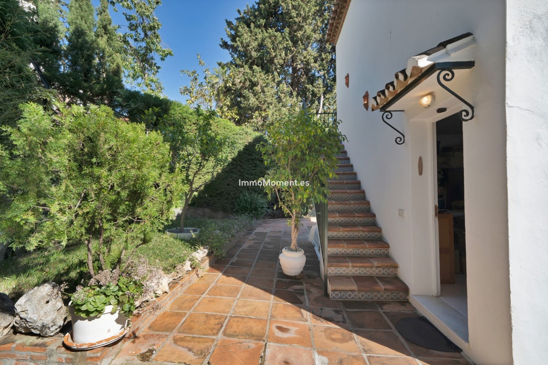 Wiederverkauf - Freistehende Villa - Marbella - Nueva Andalucía