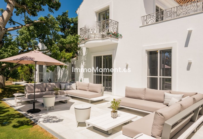 Wiederverkauf - Freistehende Villa - Marbella - Nueva Andalucía