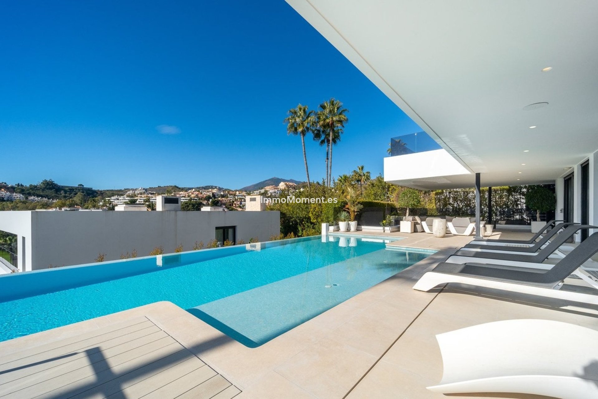 Wiederverkauf - Freistehende Villa - Marbella - Nueva Andalucía