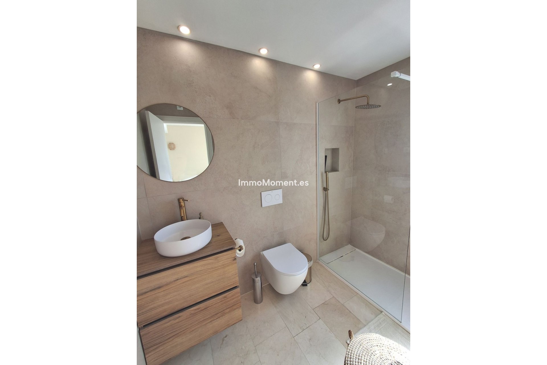 Wiederverkauf - Freistehende Villa - Marbella - Nueva Andalucía