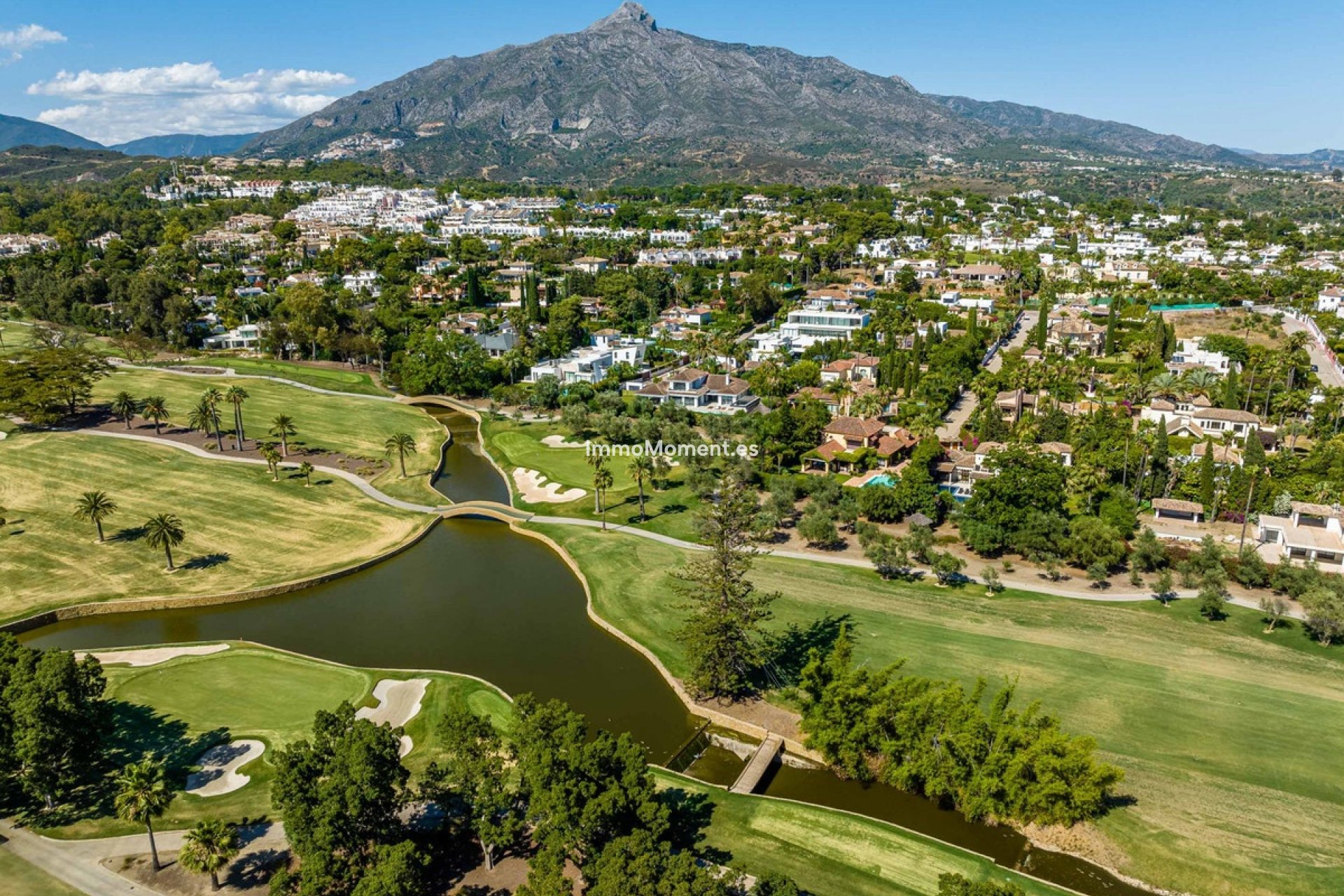 Wiederverkauf - Freistehende Villa - Marbella - Nueva Andalucía