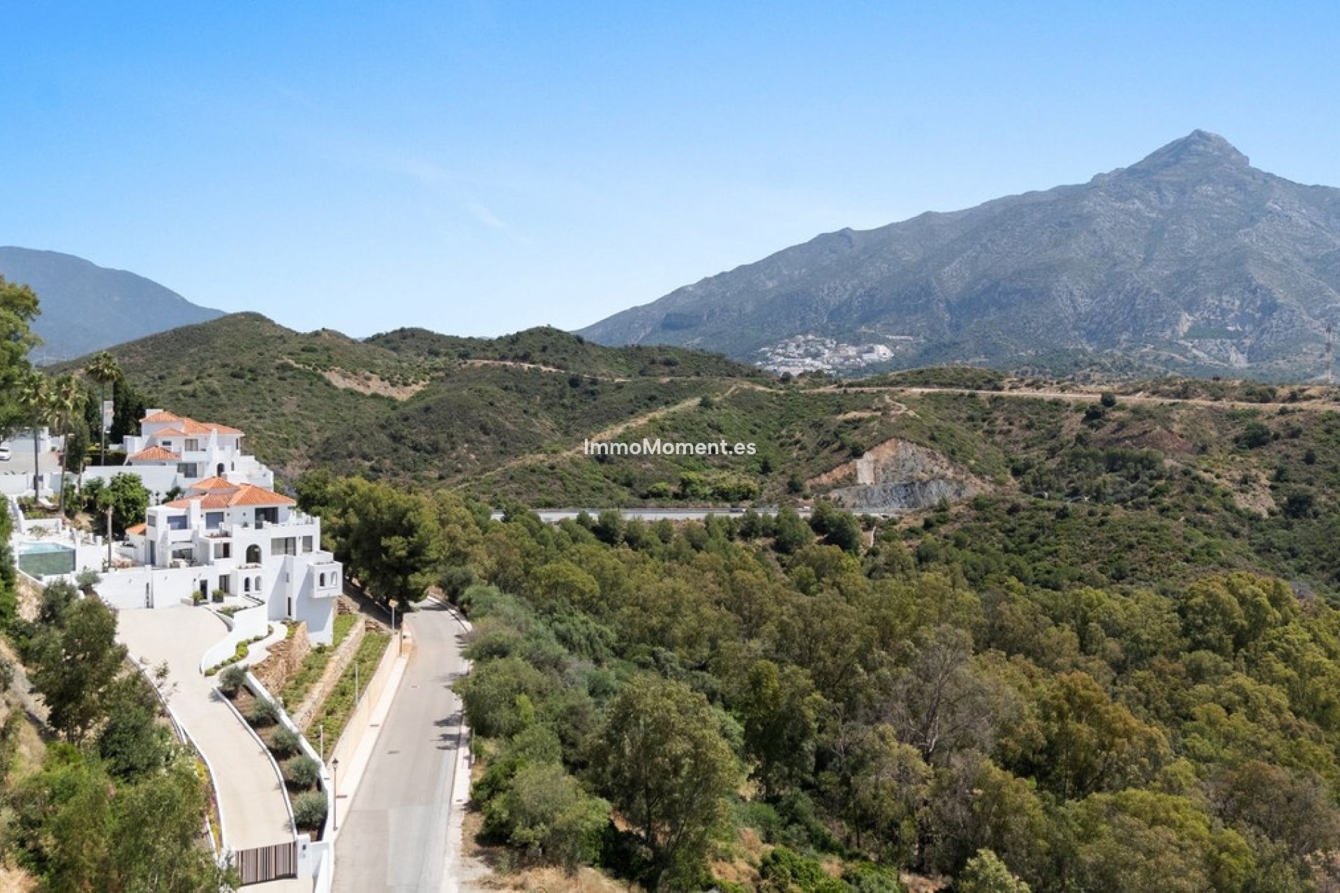 Wiederverkauf - Freistehende Villa - Marbella - Nueva Andalucía