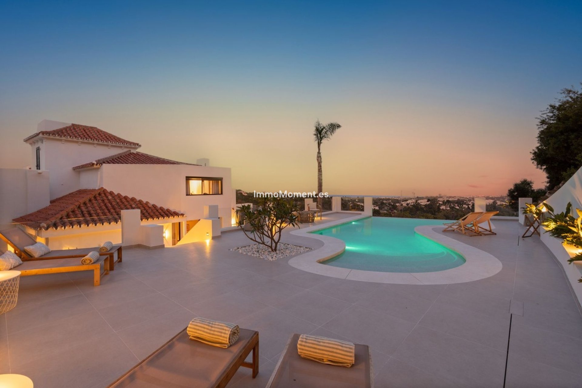 Wiederverkauf - Freistehende Villa - Marbella - Nueva Andalucía