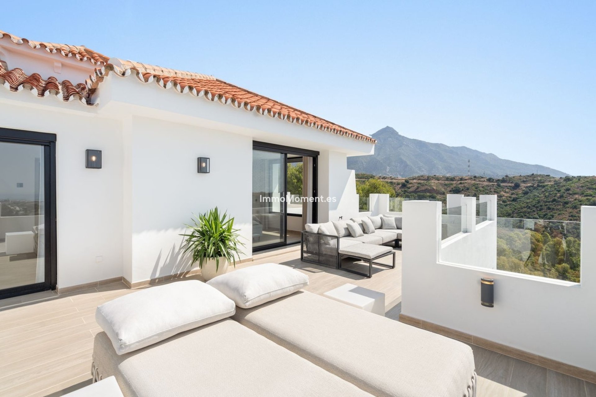 Wiederverkauf - Freistehende Villa - Marbella - Nueva Andalucía