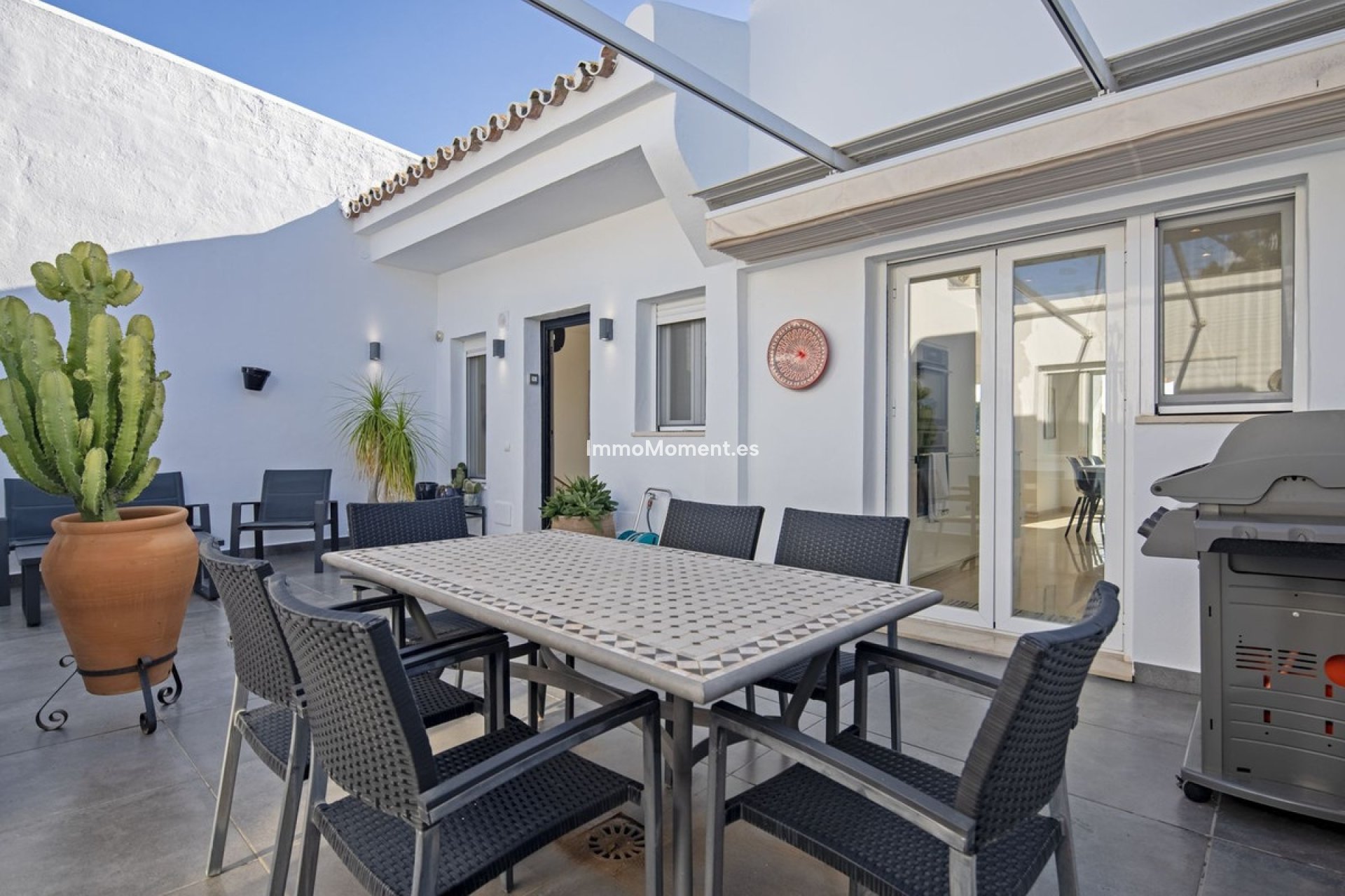 Wiederverkauf - Freistehende Villa - Marbella - Nueva Andalucía