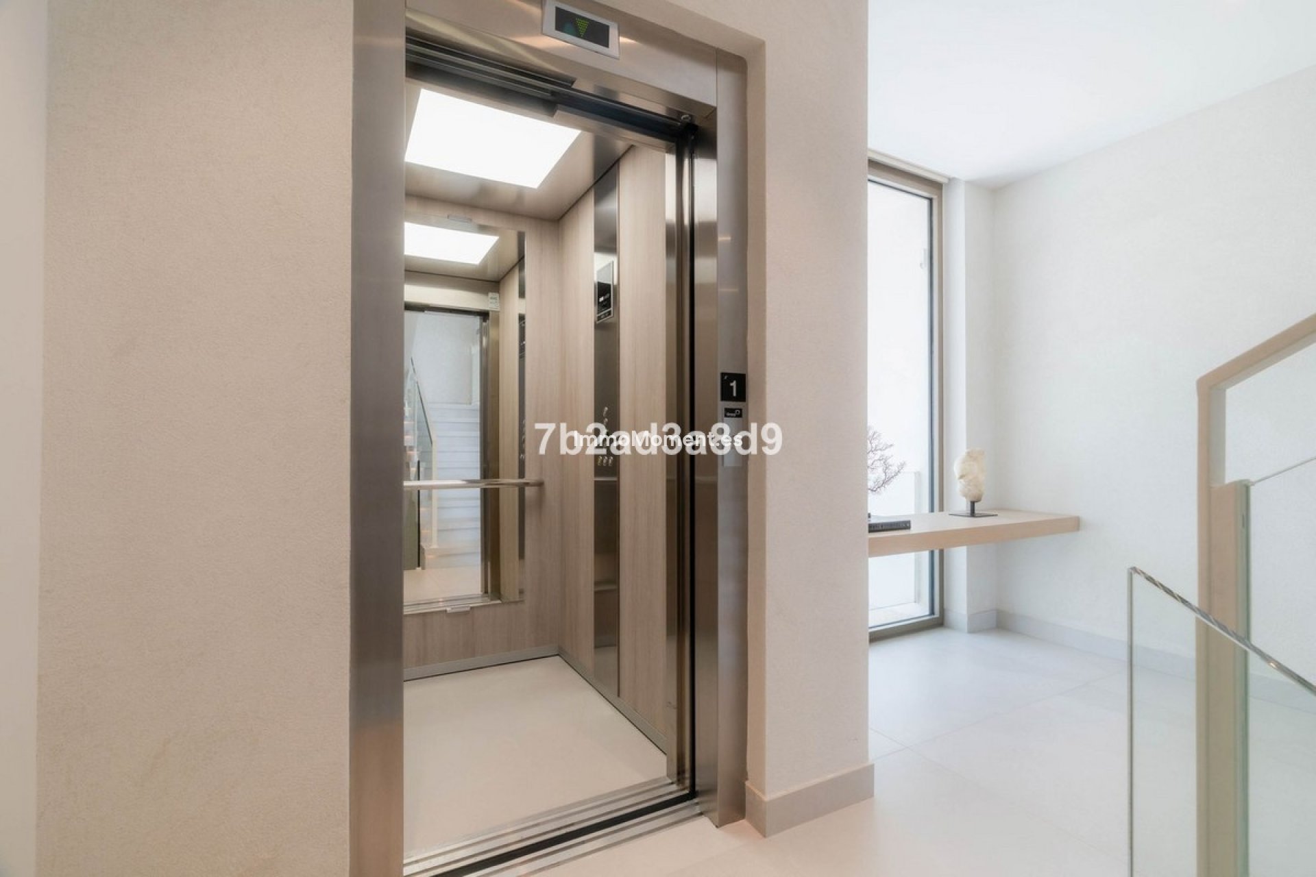Wiederverkauf - Freistehende Villa - Marbella - Nueva Andalucía