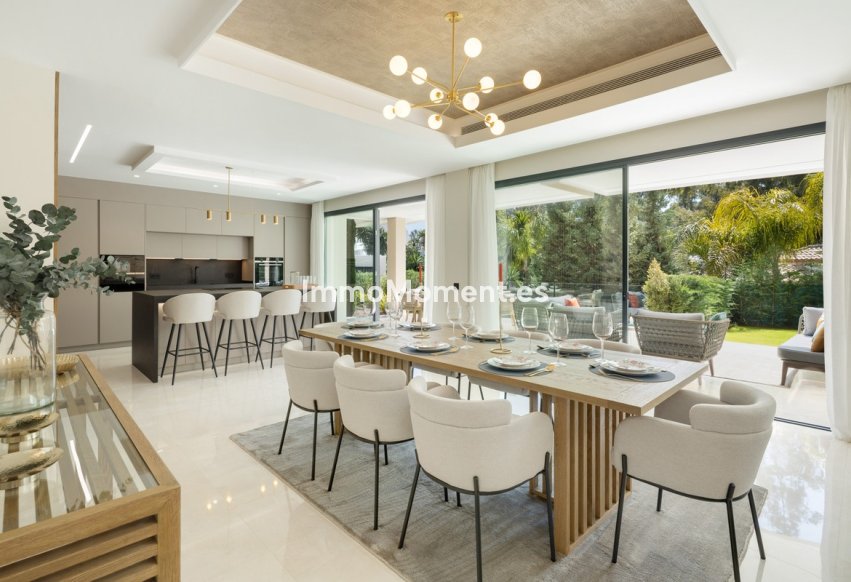 Wiederverkauf - Freistehende Villa - Marbella - Nueva Andalucía