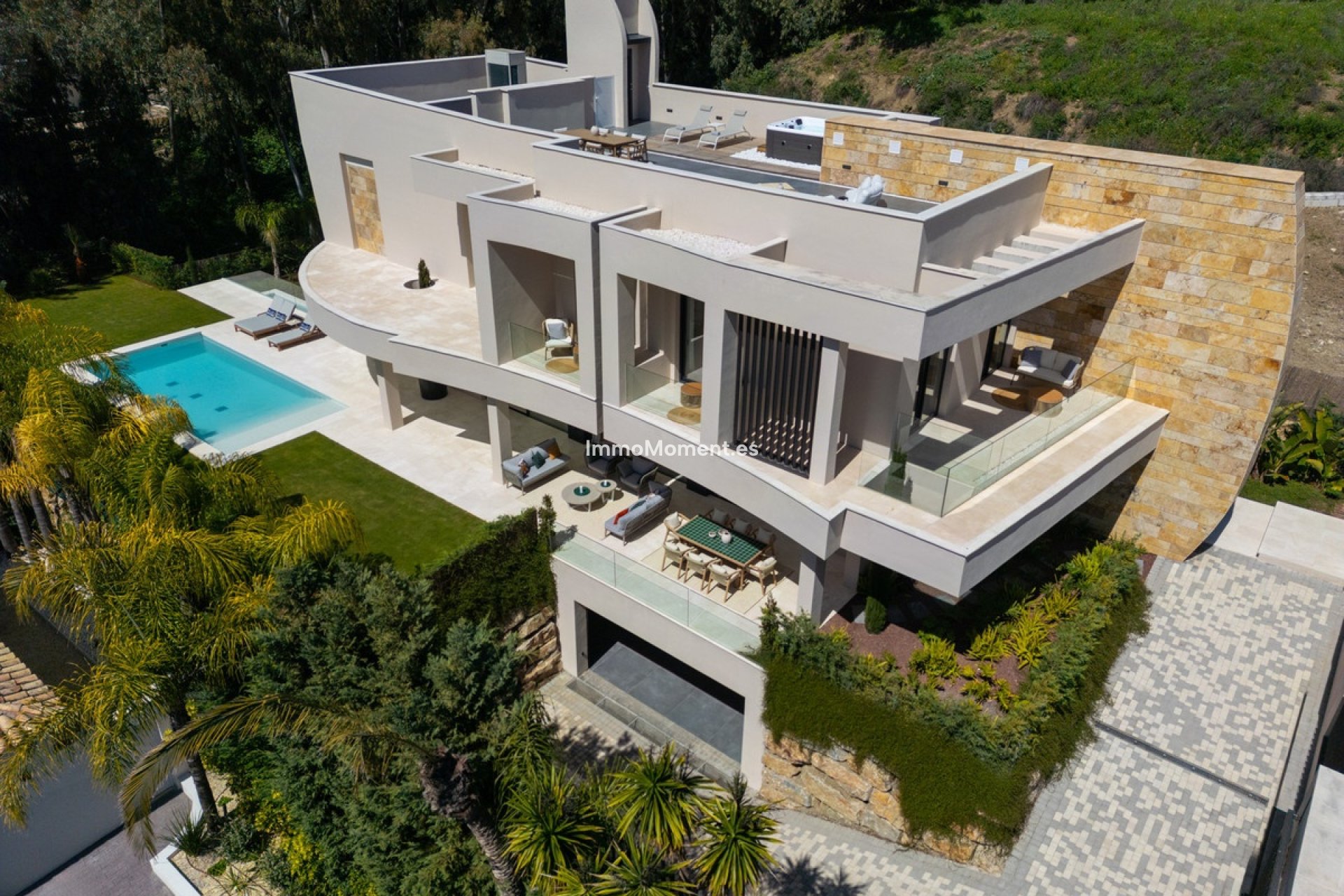 Wiederverkauf - Freistehende Villa - Marbella - Nueva Andalucía