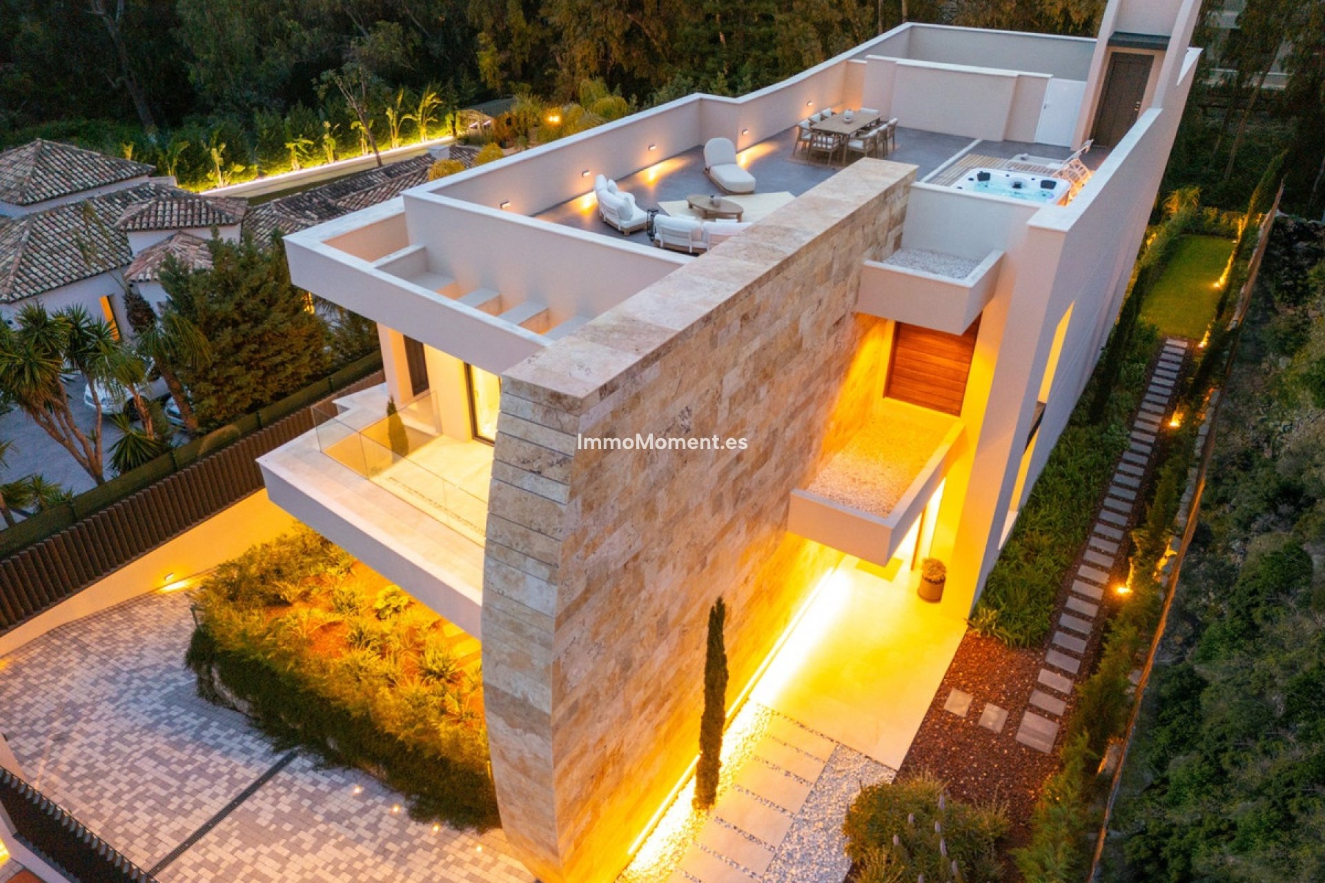Wiederverkauf - Freistehende Villa - Marbella - Nueva Andalucía