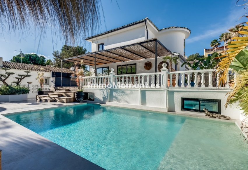 Wiederverkauf - Freistehende Villa - Marbella - Nueva Andalucía