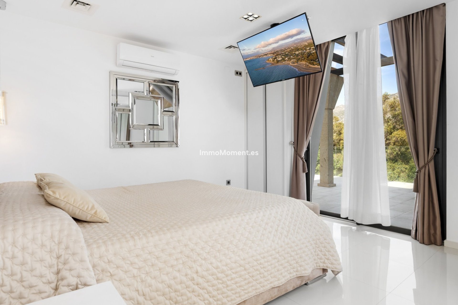 Wiederverkauf - Freistehende Villa - Marbella - Nueva Andalucía