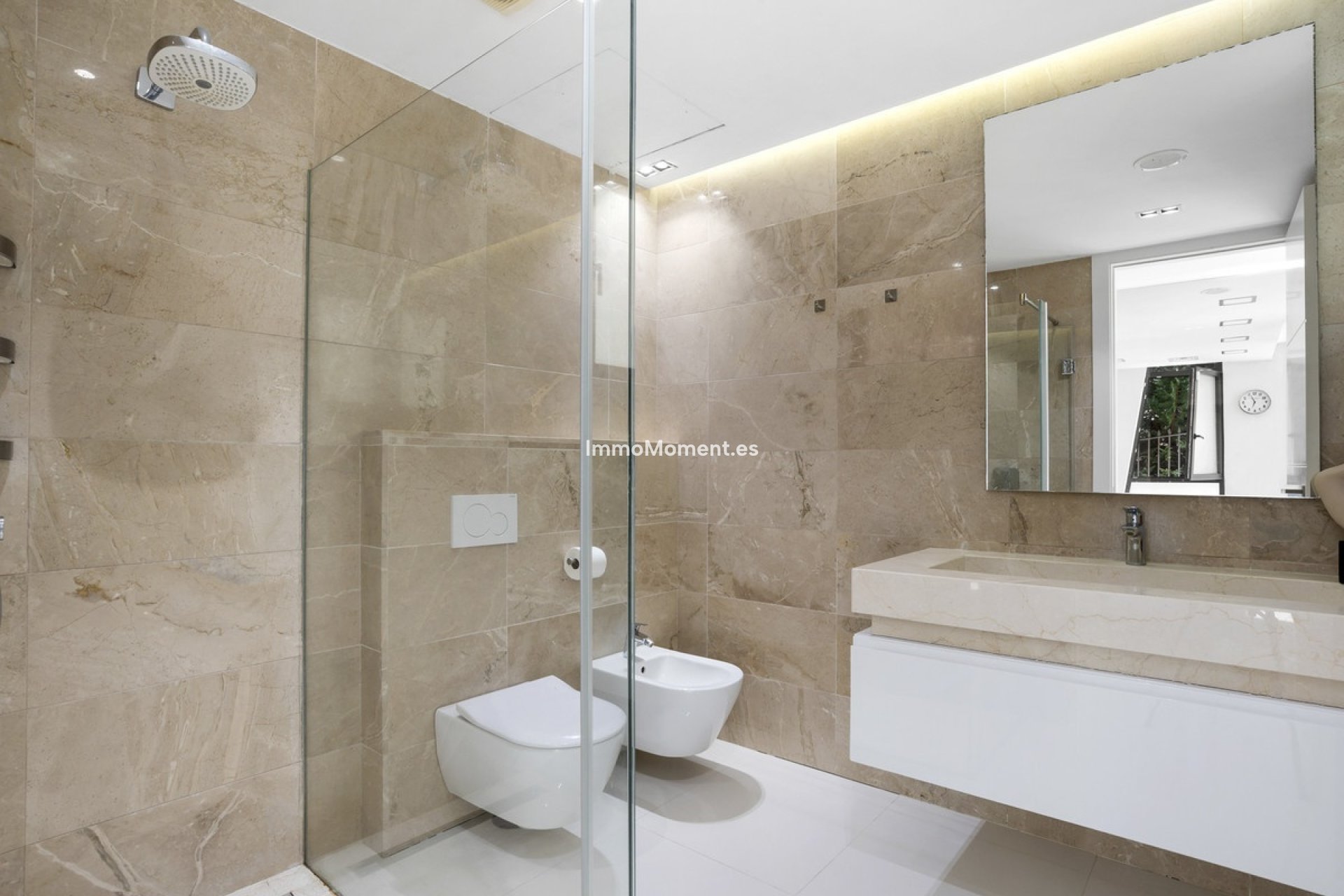 Wiederverkauf - Freistehende Villa - Marbella - Nueva Andalucía