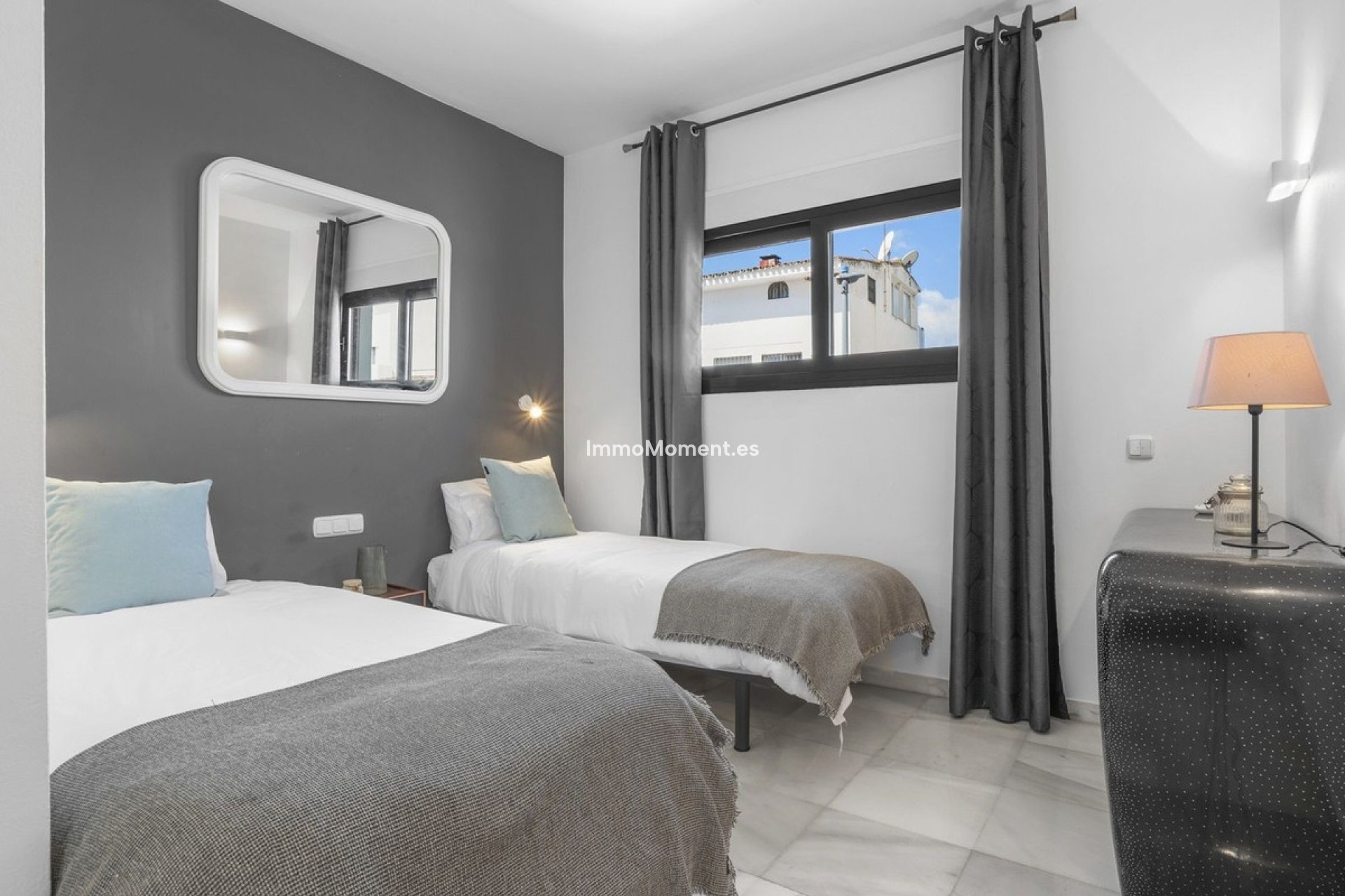Wiederverkauf - Freistehende Villa - Marbella - Nueva Andalucía