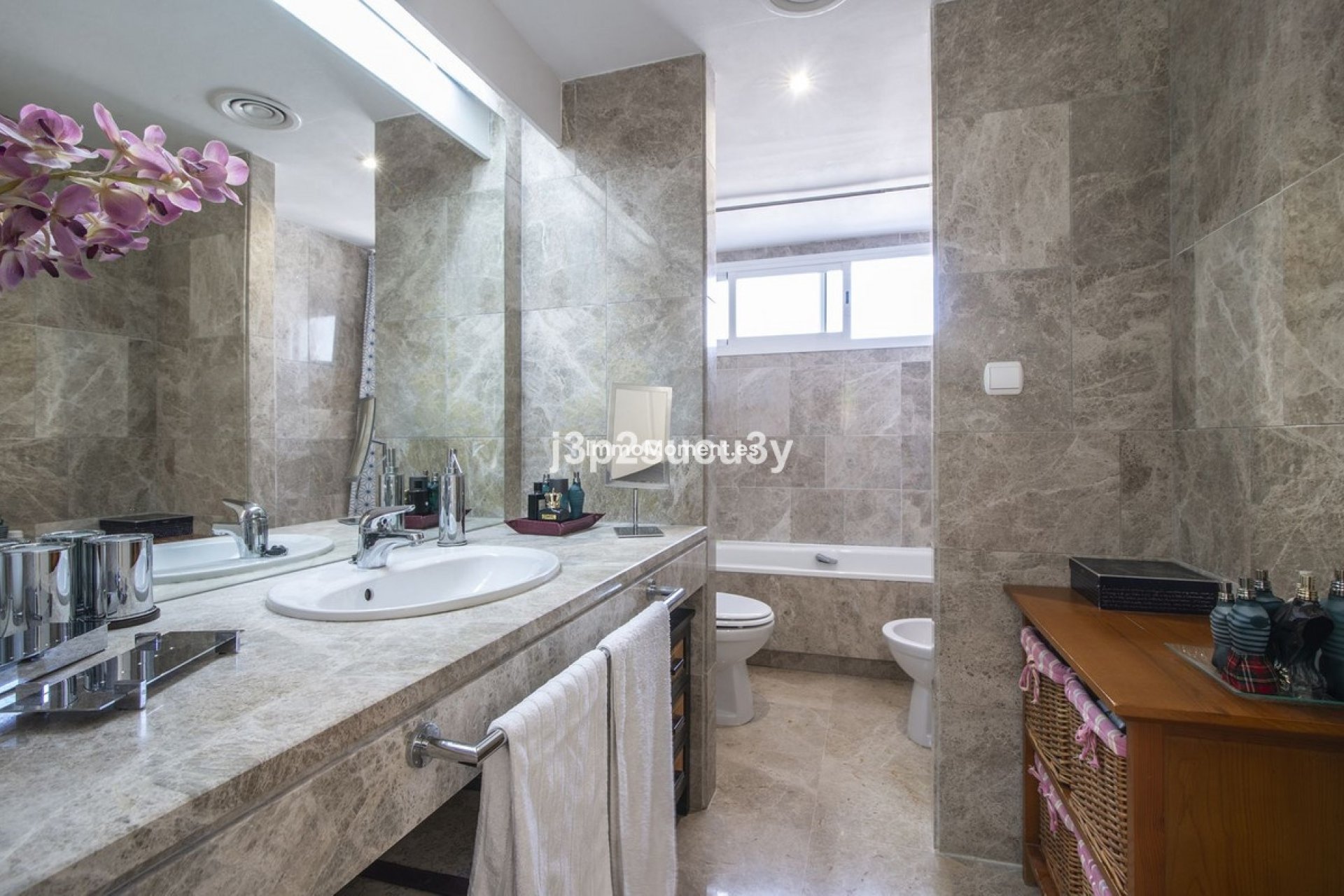 Wiederverkauf - Freistehende Villa - Marbella - Nueva Andalucía
