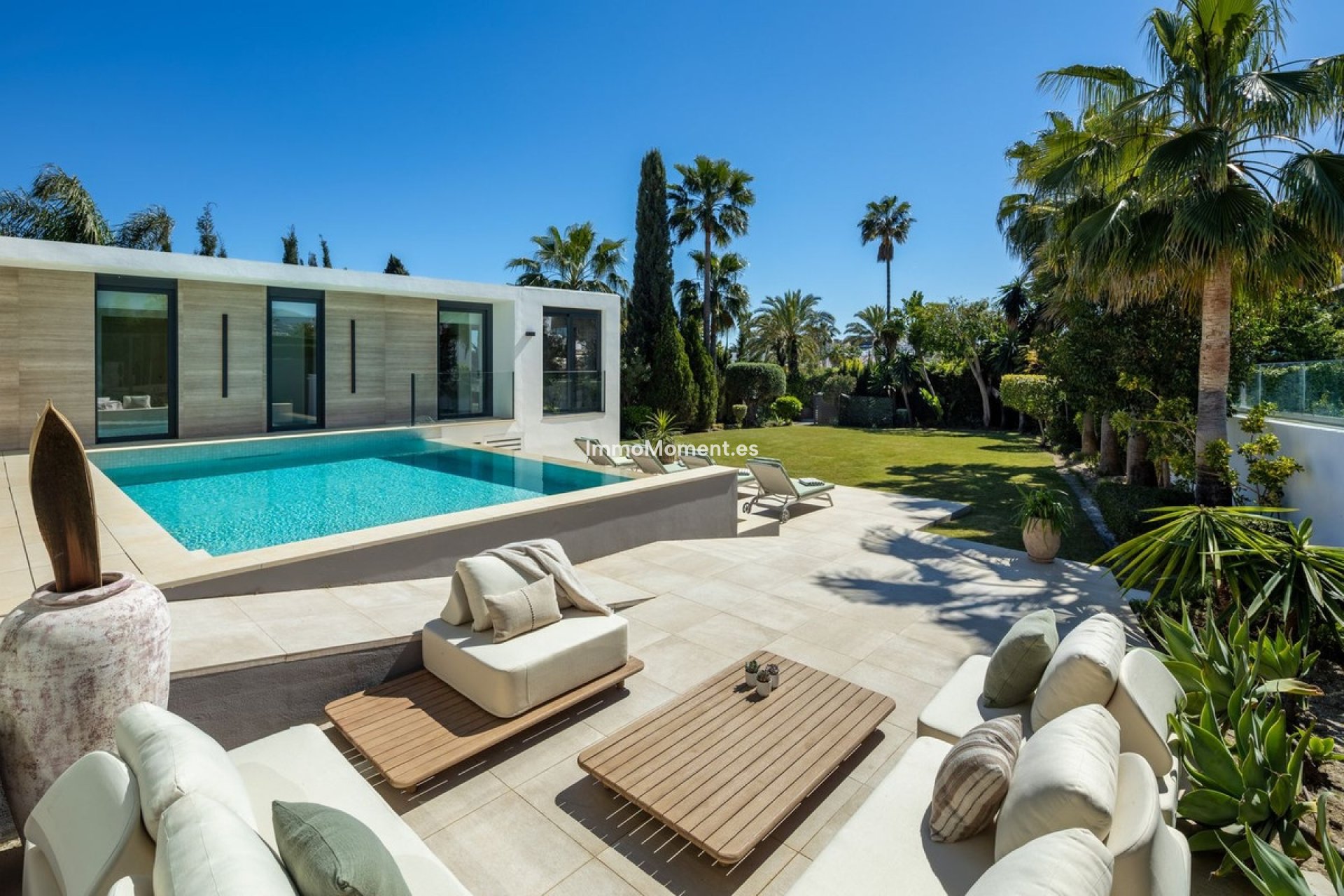 Wiederverkauf - Freistehende Villa - Marbella - Nueva Andalucía