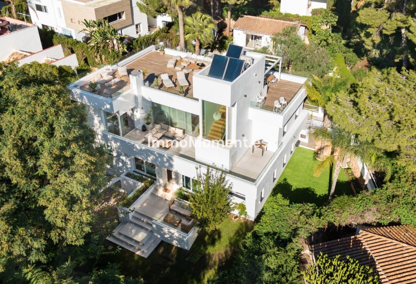 Wiederverkauf - Freistehende Villa - Marbella - Nueva Andalucía
