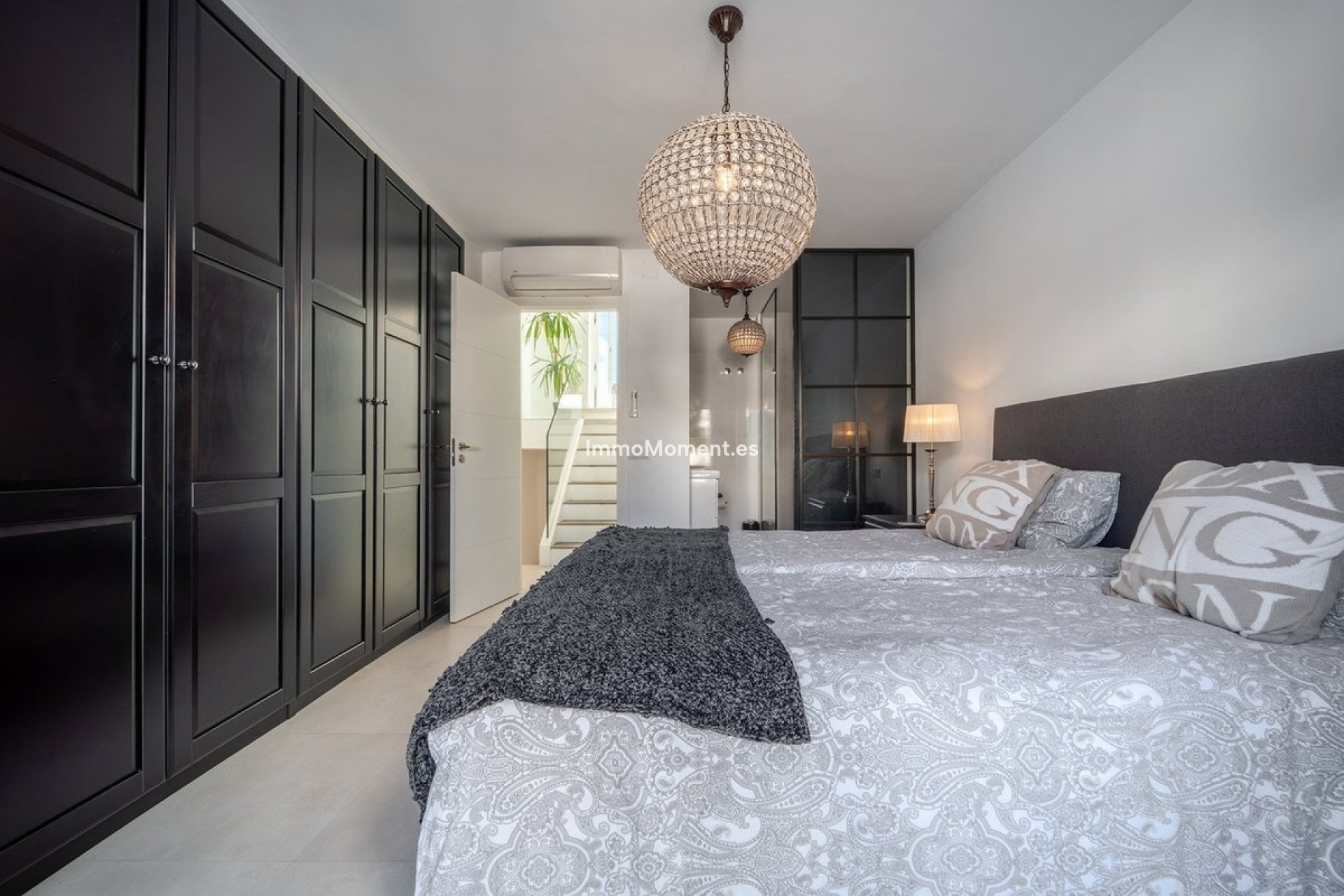 Wiederverkauf - Freistehende Villa - Marbella - Nueva Andalucía