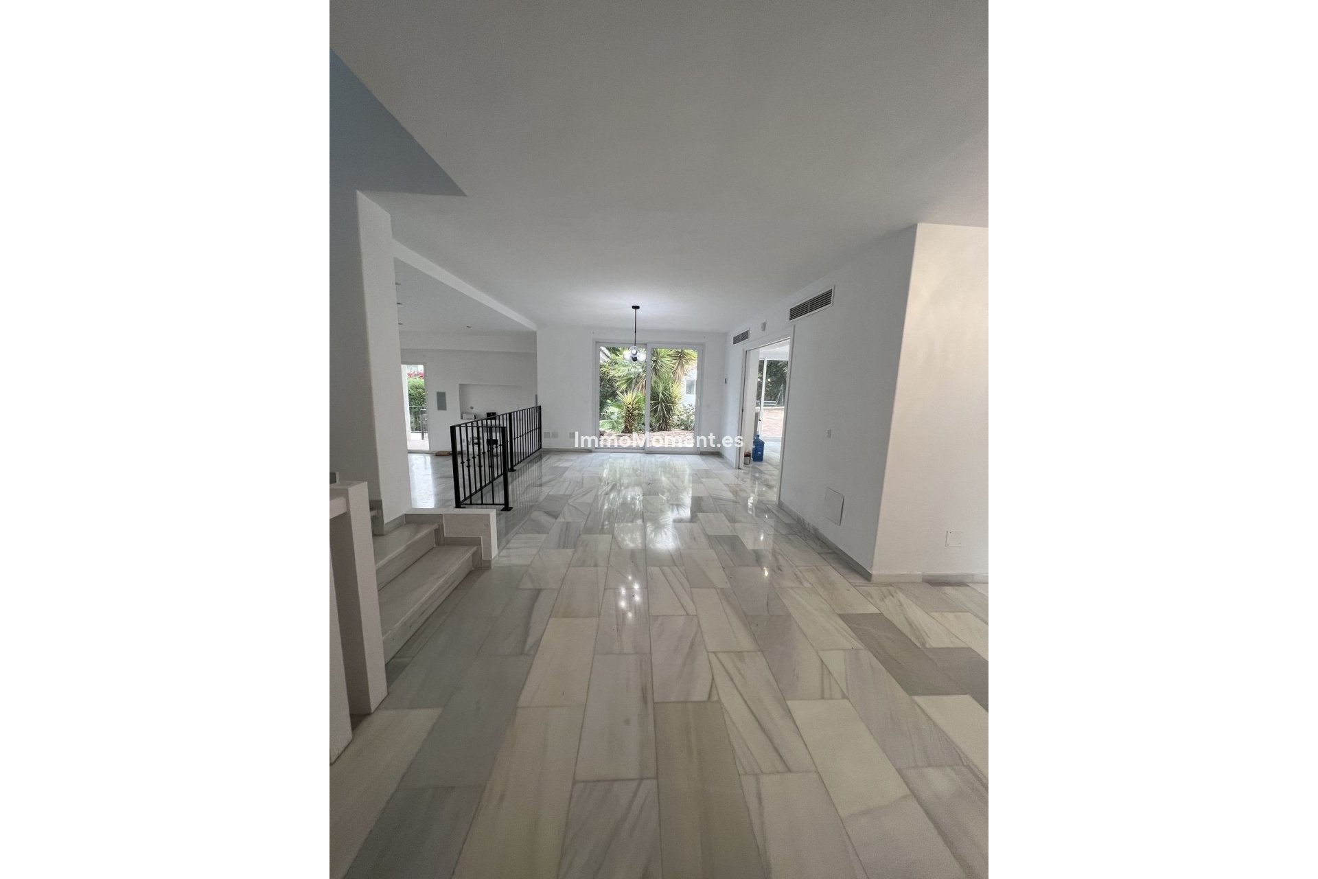 Wiederverkauf - Freistehende Villa - Marbella - Nueva Andalucía