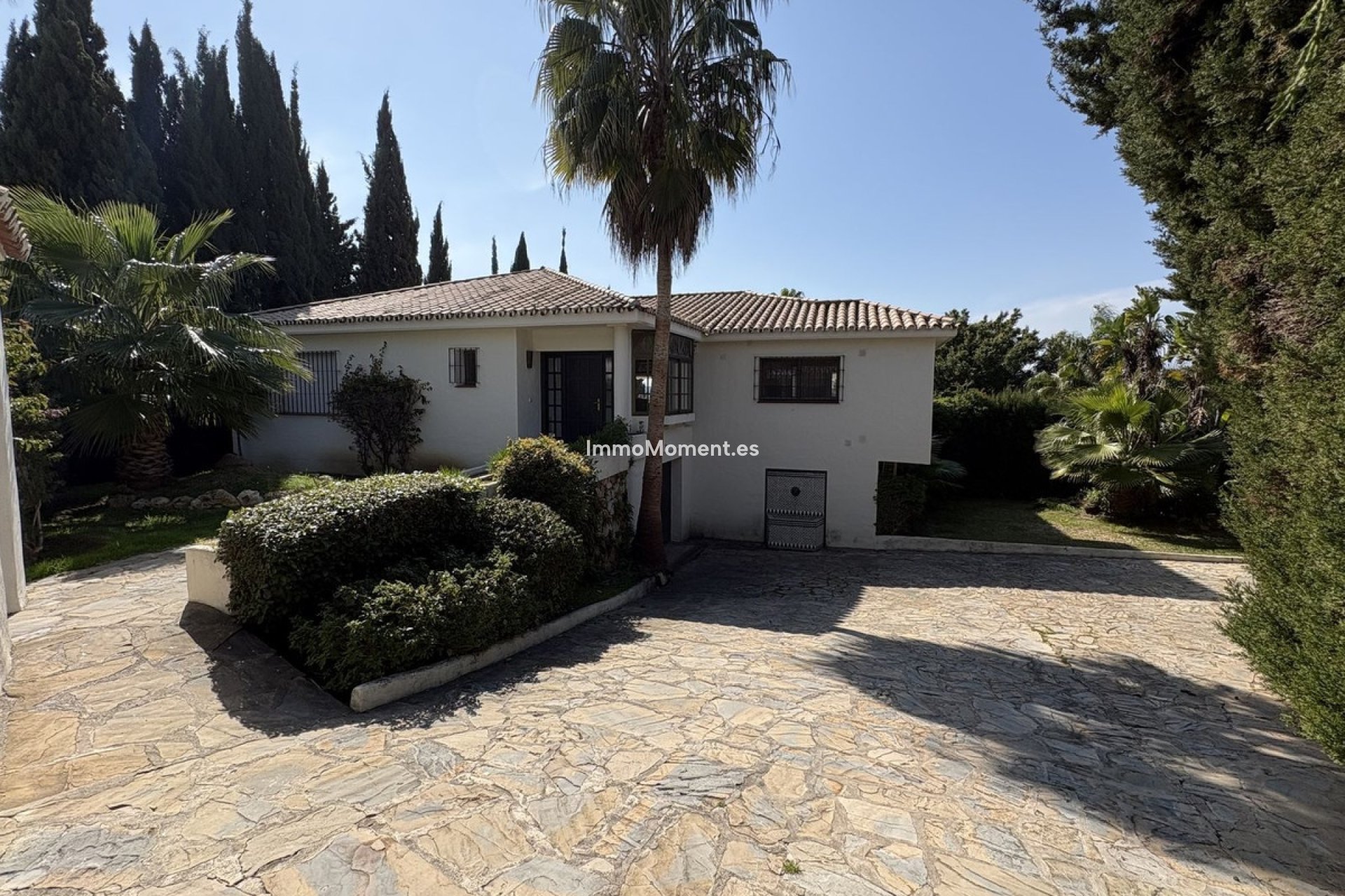 Wiederverkauf - Freistehende Villa - Marbella - Nueva Andalucía