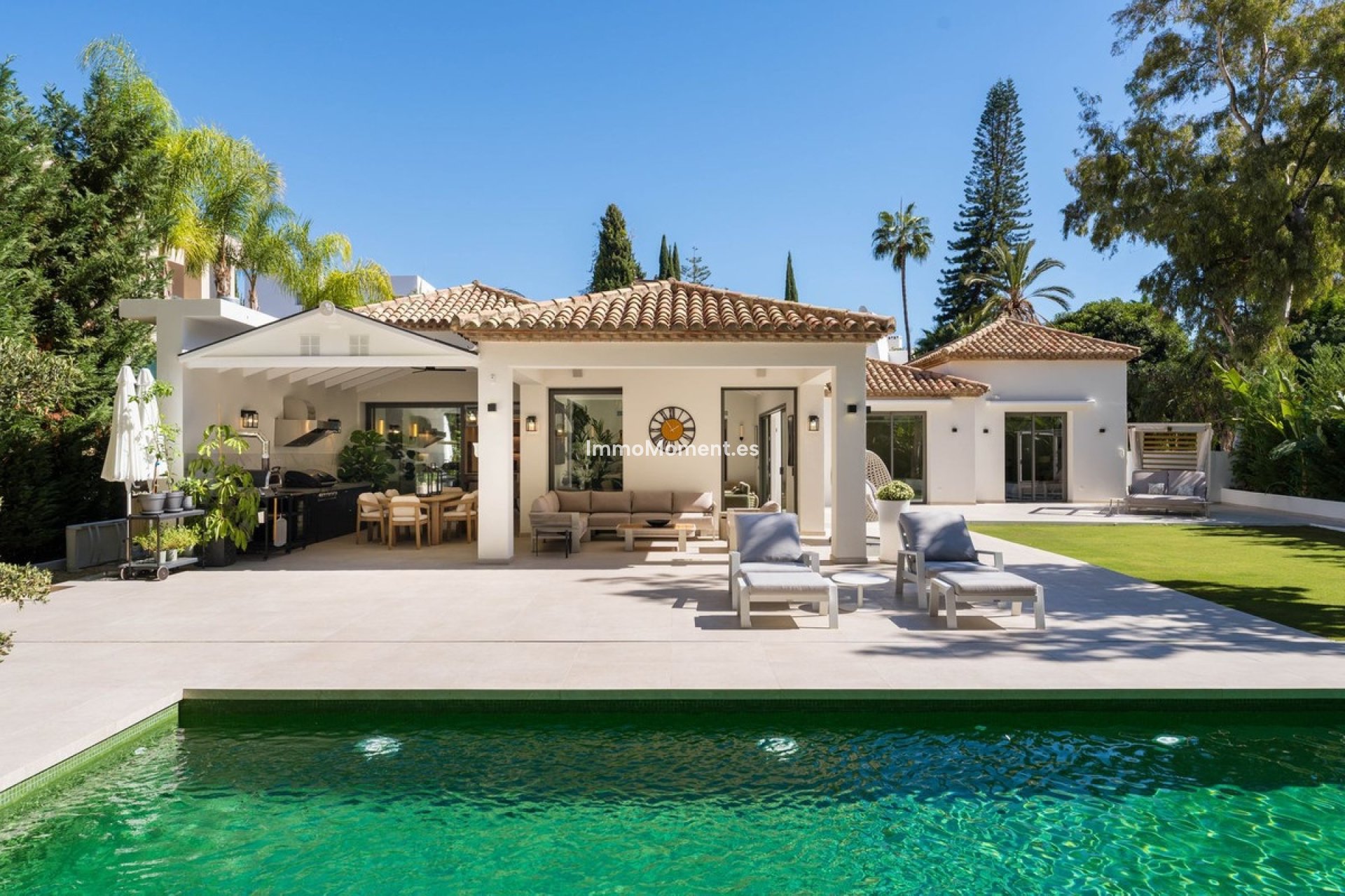 Wiederverkauf - Freistehende Villa - Marbella - Nueva Andalucía
