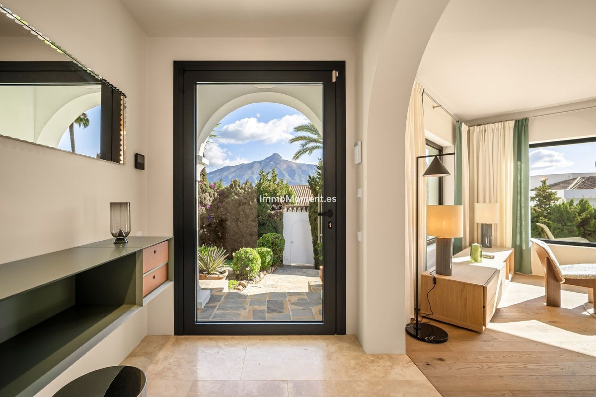 Wiederverkauf - Freistehende Villa - Marbella - Nueva Andalucía